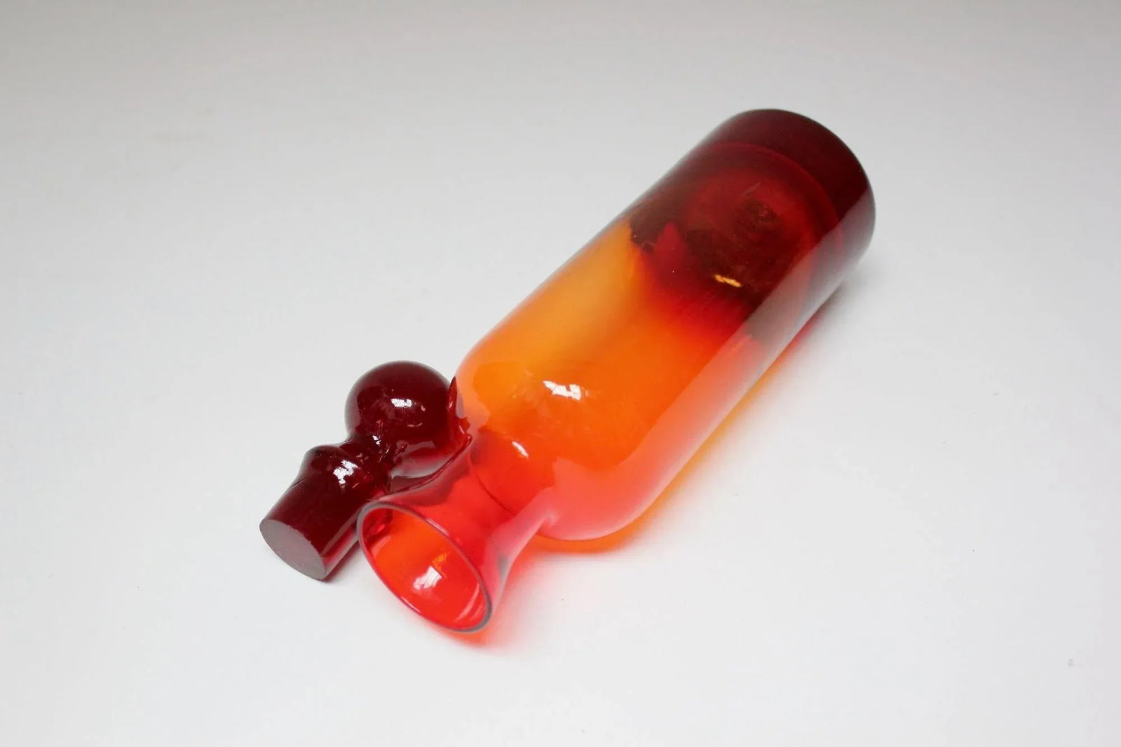 Vintage Italian Amberina Decanter With Stopper - 4