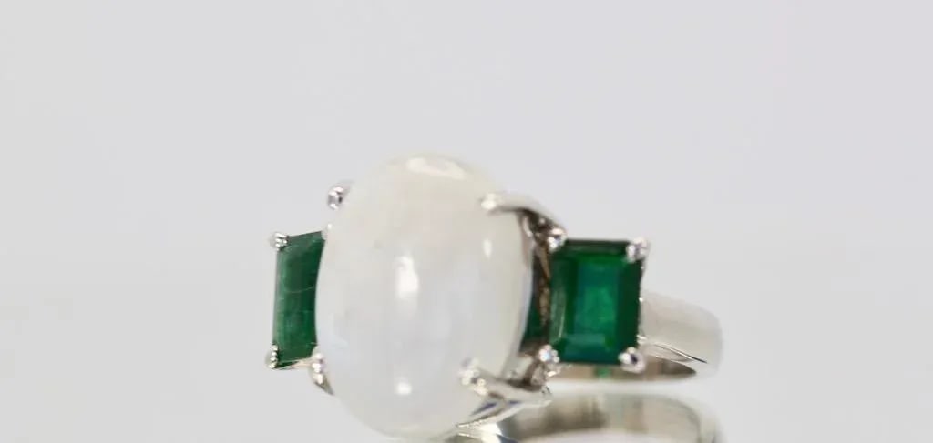 Moonstone 3 Stone Ring With Emeralds Size 6.5 - 3