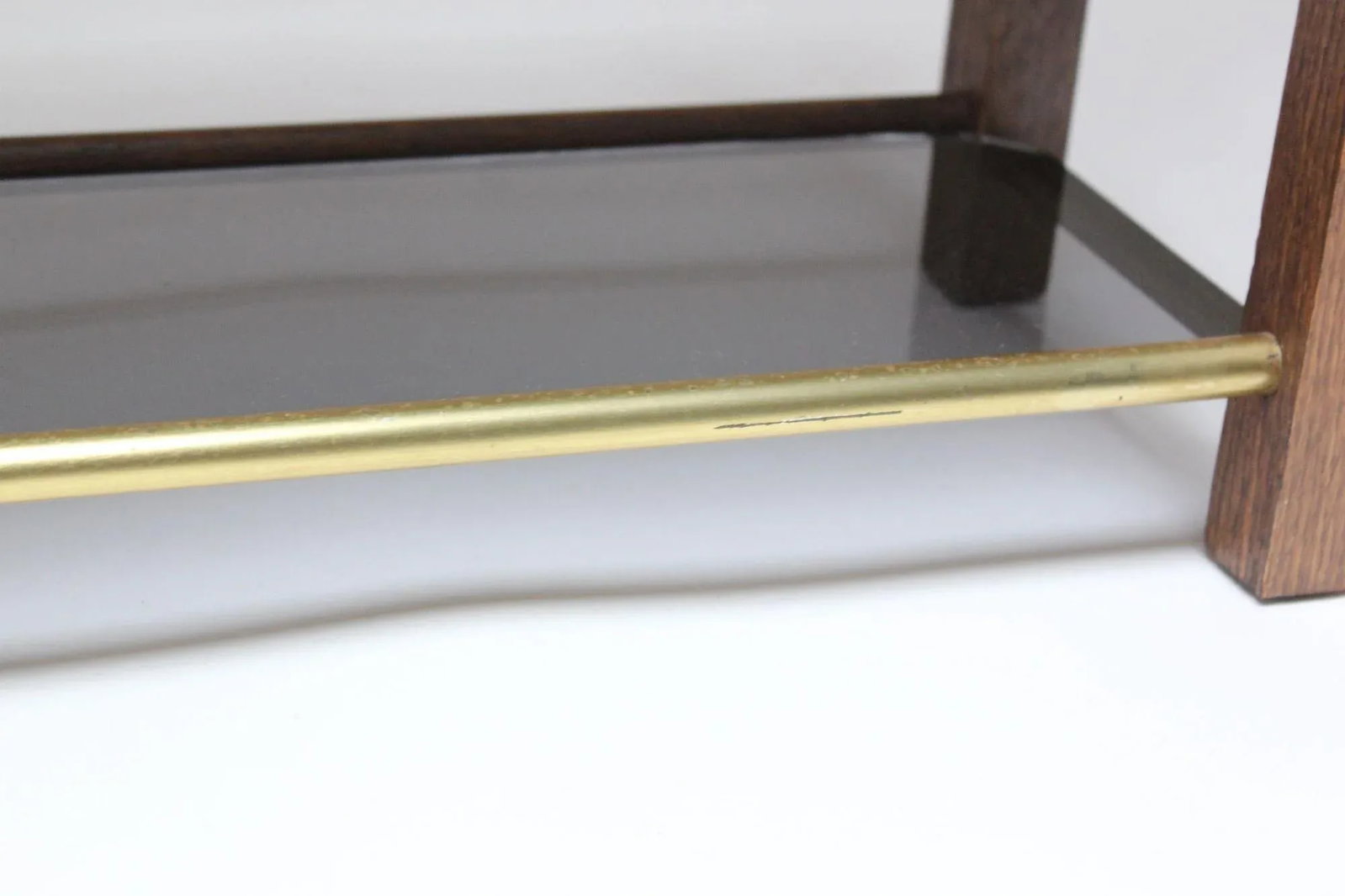 Mid-Century American Modern Three-Tier Wooden and Smoked-Glass Tabletop Shelf - 9