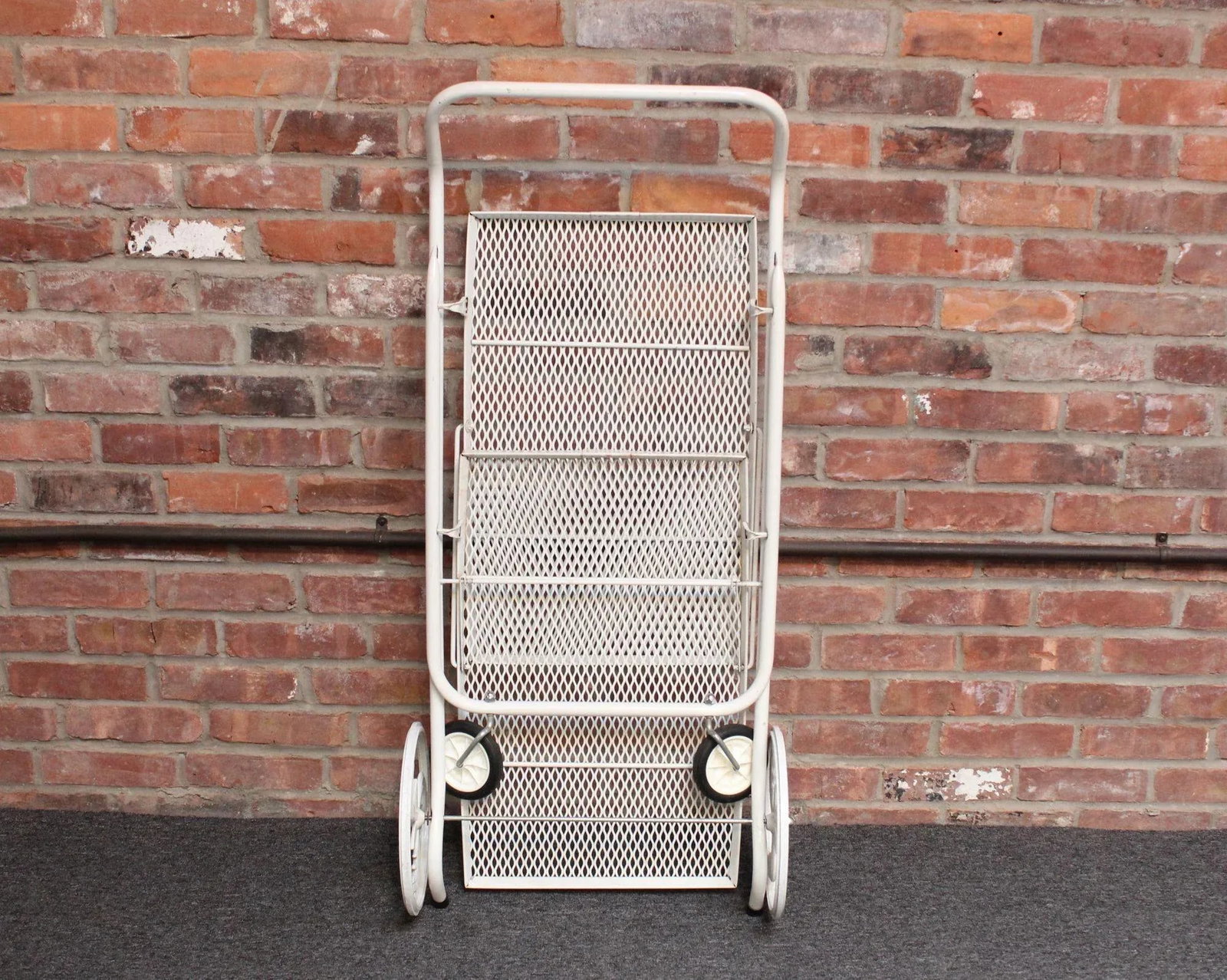 Mid-Century Modern Painted Metal Garden Tea/Bar Cart Trolley - 6