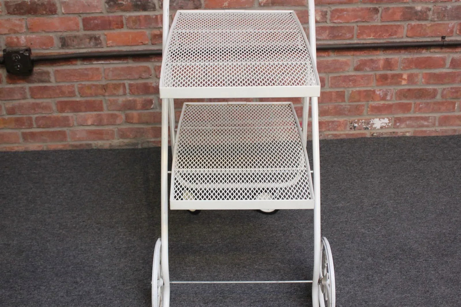 Mid-Century Modern Painted Metal Garden Tea/Bar Cart Trolley - 8