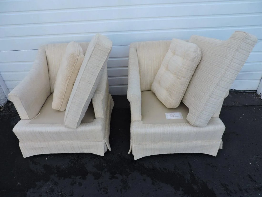Mid Century Pair of Tufted Living Room Side by Side Chairs by Burdines - 2