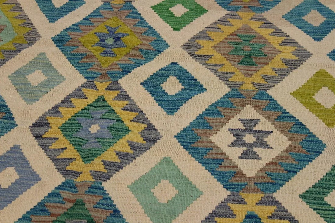 Bohemian Kilim Ivory/Green Hand-Woven Wool Rug -5'6 X 8'1 - 5