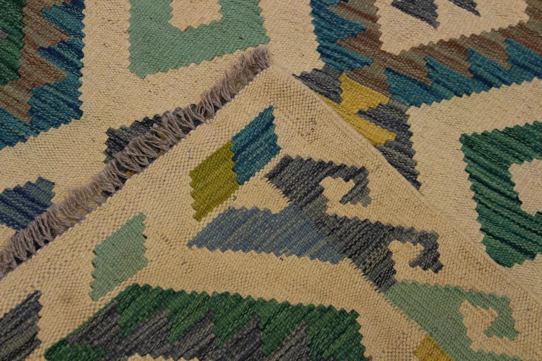 Bohemian Kilim Ivory/Green Hand-Woven Wool Rug -5'6 X 8'1 - 7