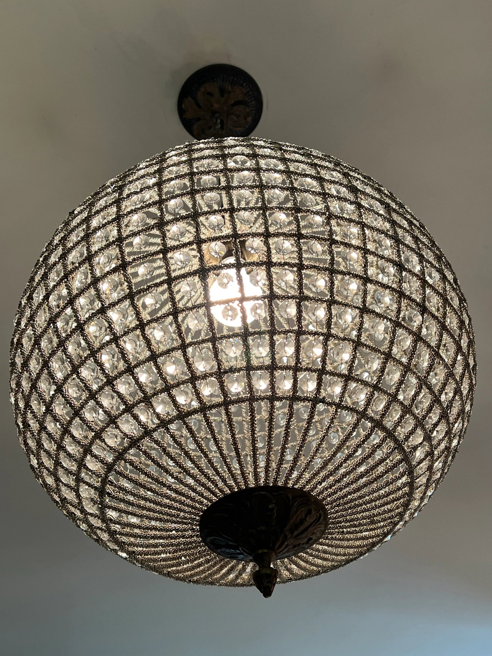 1970s Petite Sphere Hollywood Regency Pendant - 4