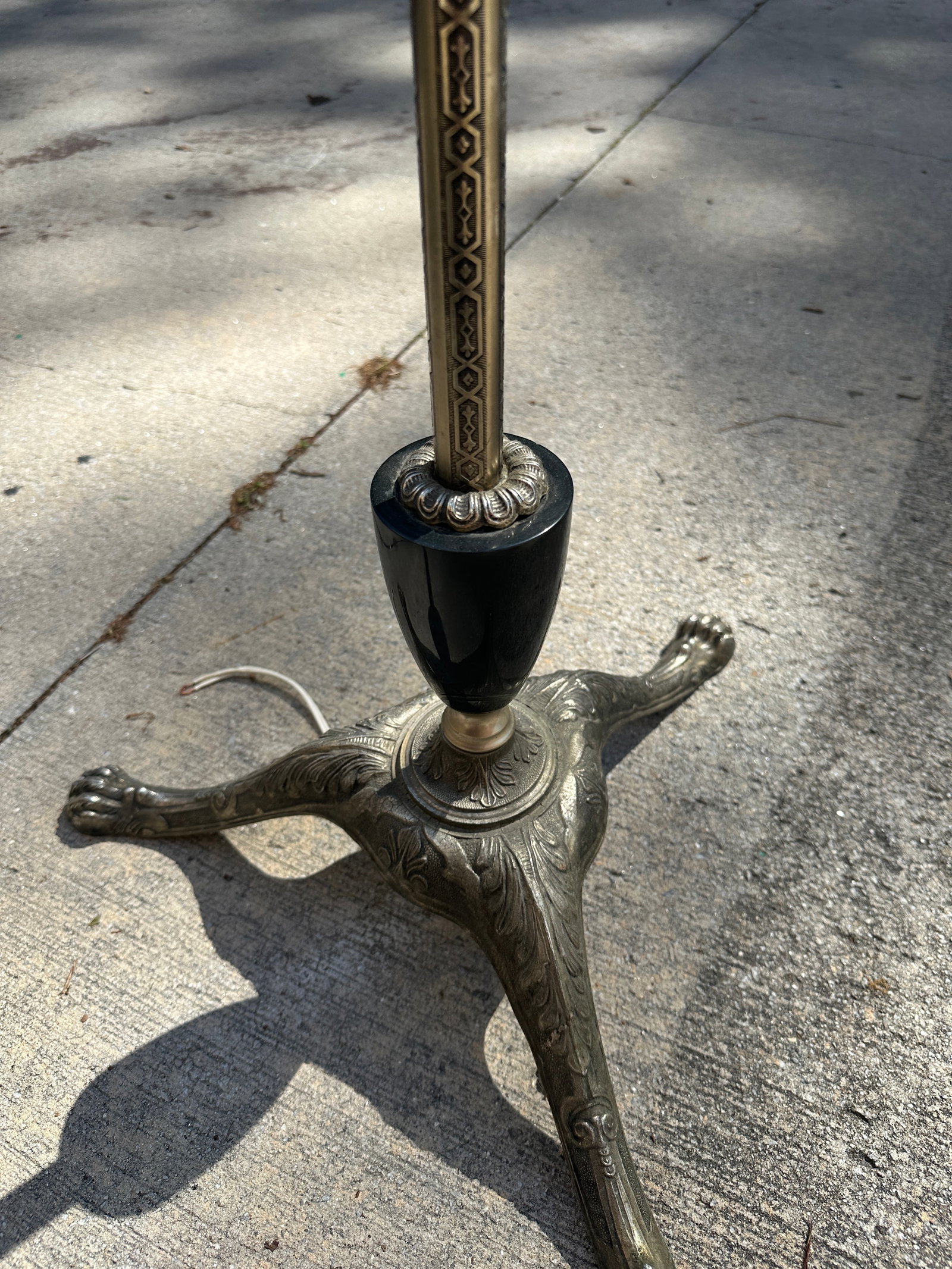 1970s Silver Candelabra Floor Lamp With Claw Feet - 4