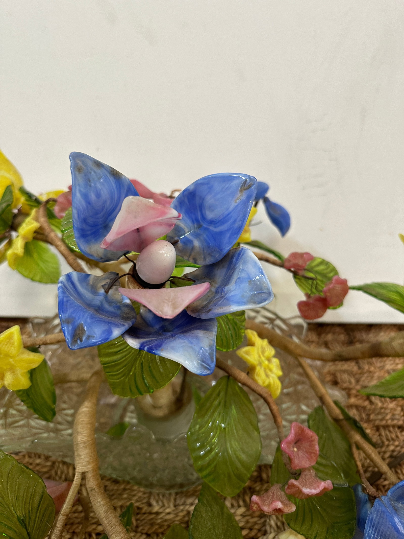 1970s Glass Murano Style Floral Arrangement Centerpiece Lamp - 5