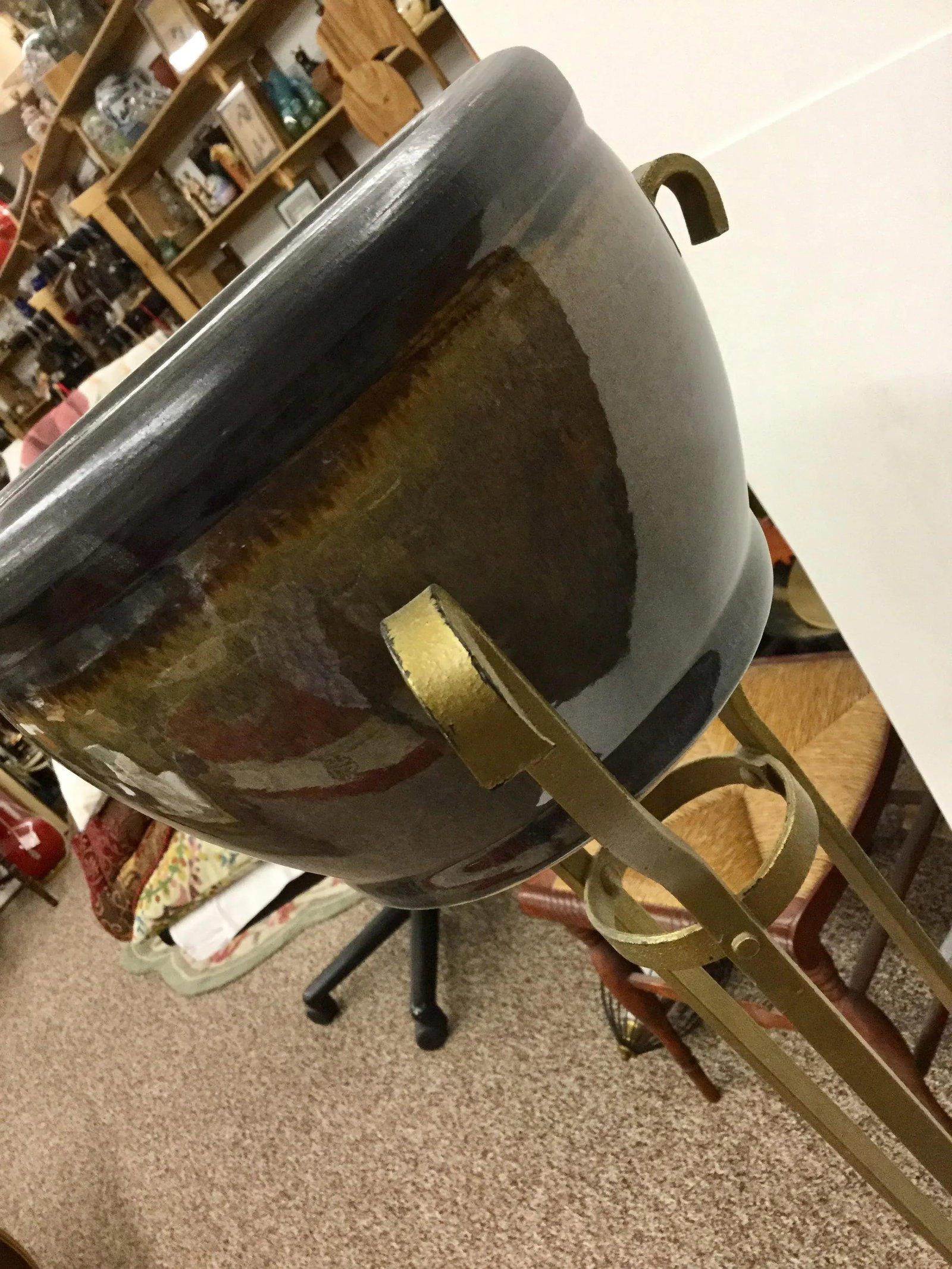 1930s Vintage Victorian Iron Planter - 11