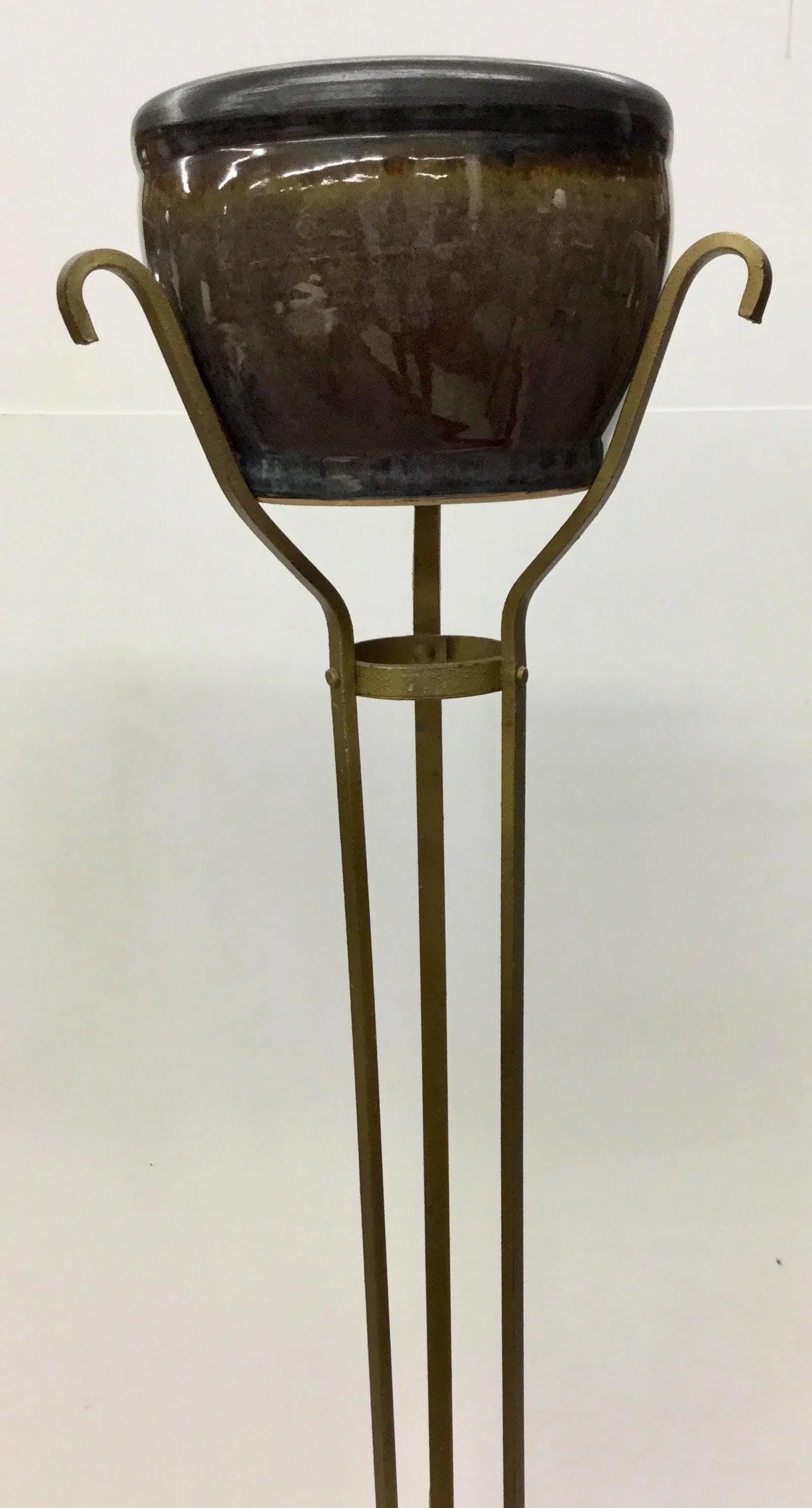 1930s Vintage Victorian Iron Planter - 2