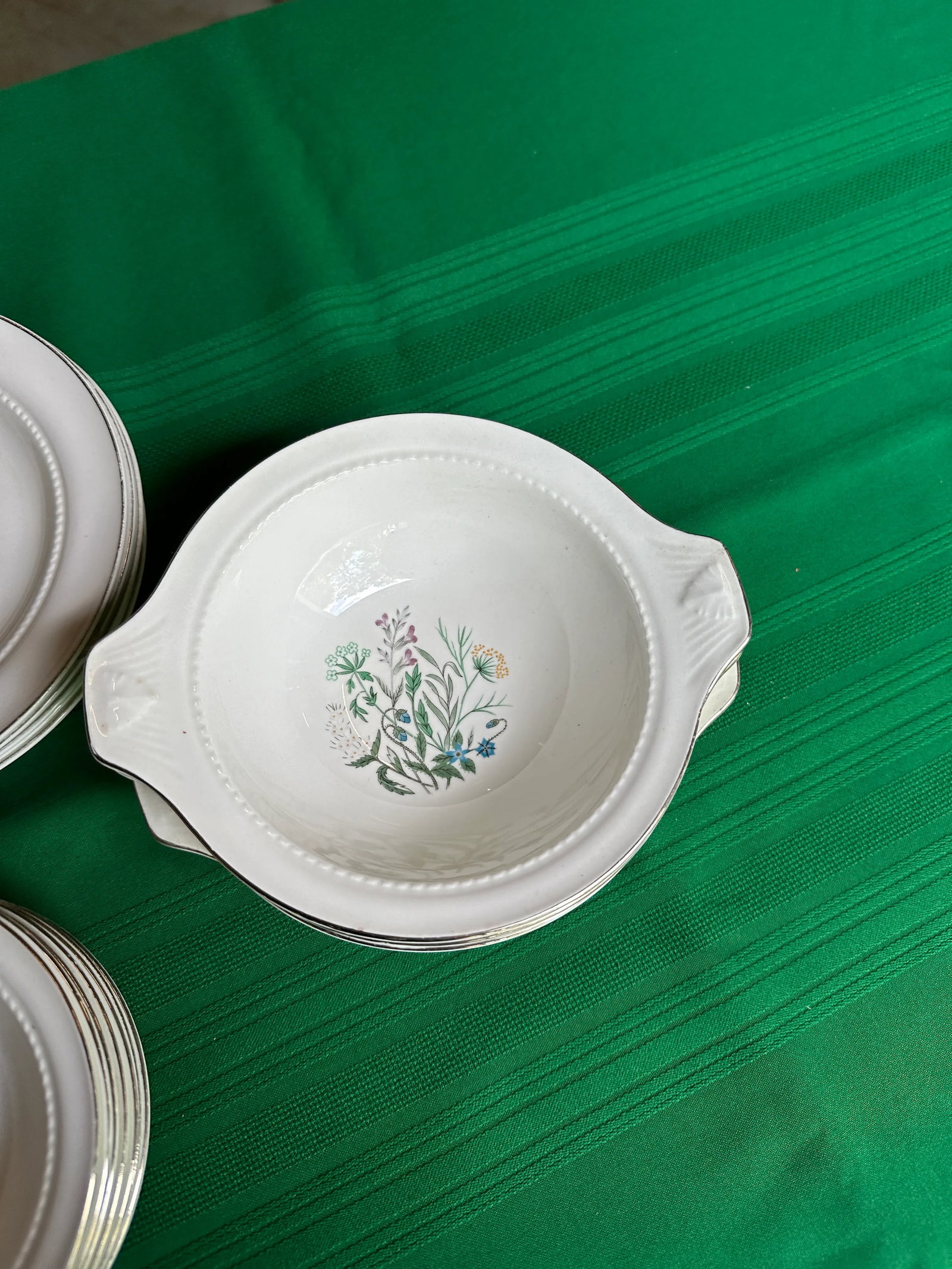 1970s Collection of Small Plates and Bowls With Different Flower Designs- 22 Pieces - 6