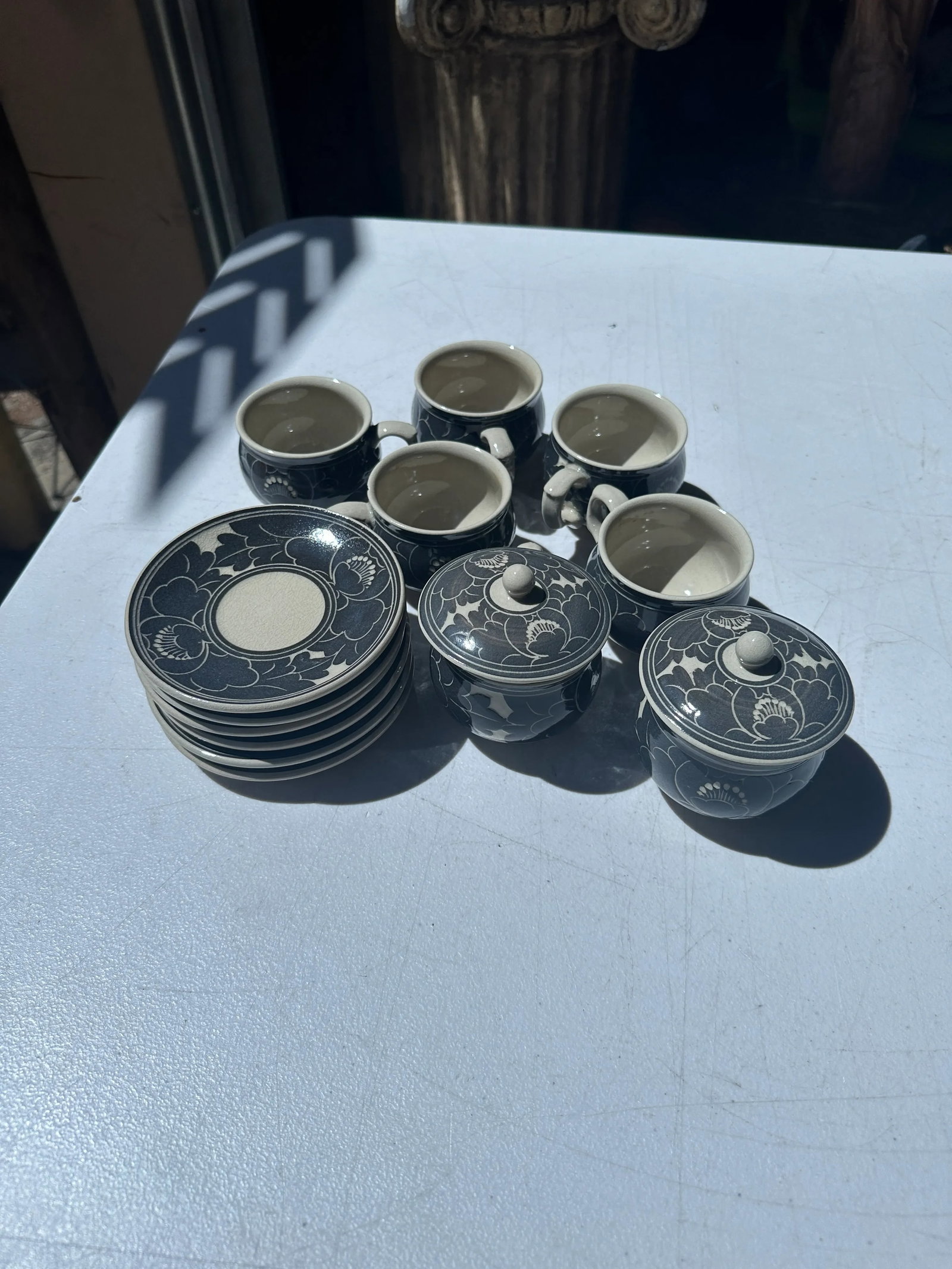 1970s Japanese Pottery Tea Cup and Saucers Set- 17 Pieces - 9