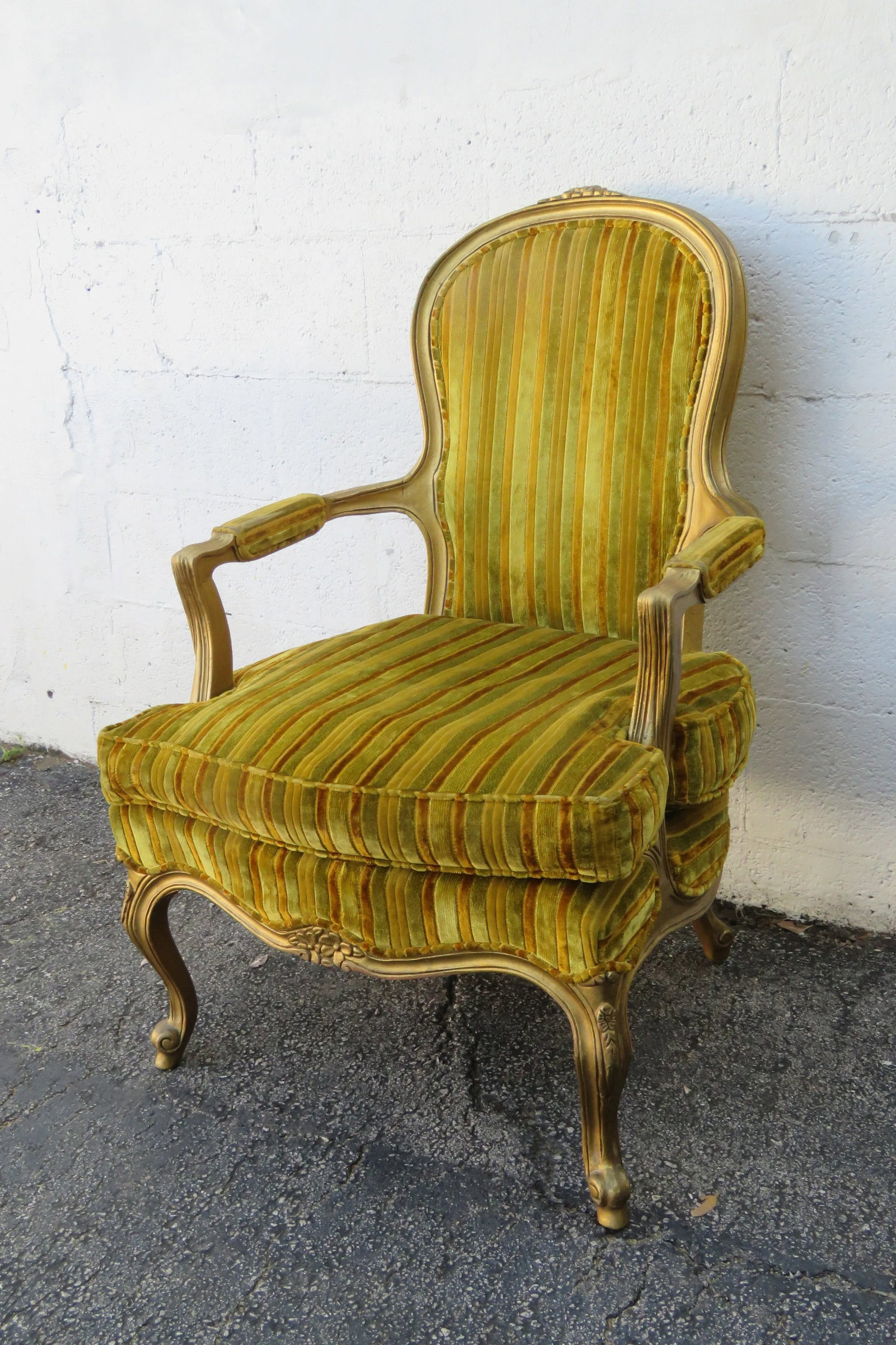 Modernage French Painted Gold Large Side Accent Chairs a Pair - 9