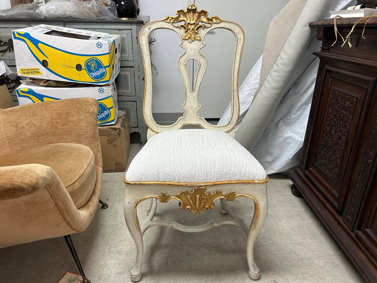 1920s Antique Italian Painted and Gilt Chair - 9