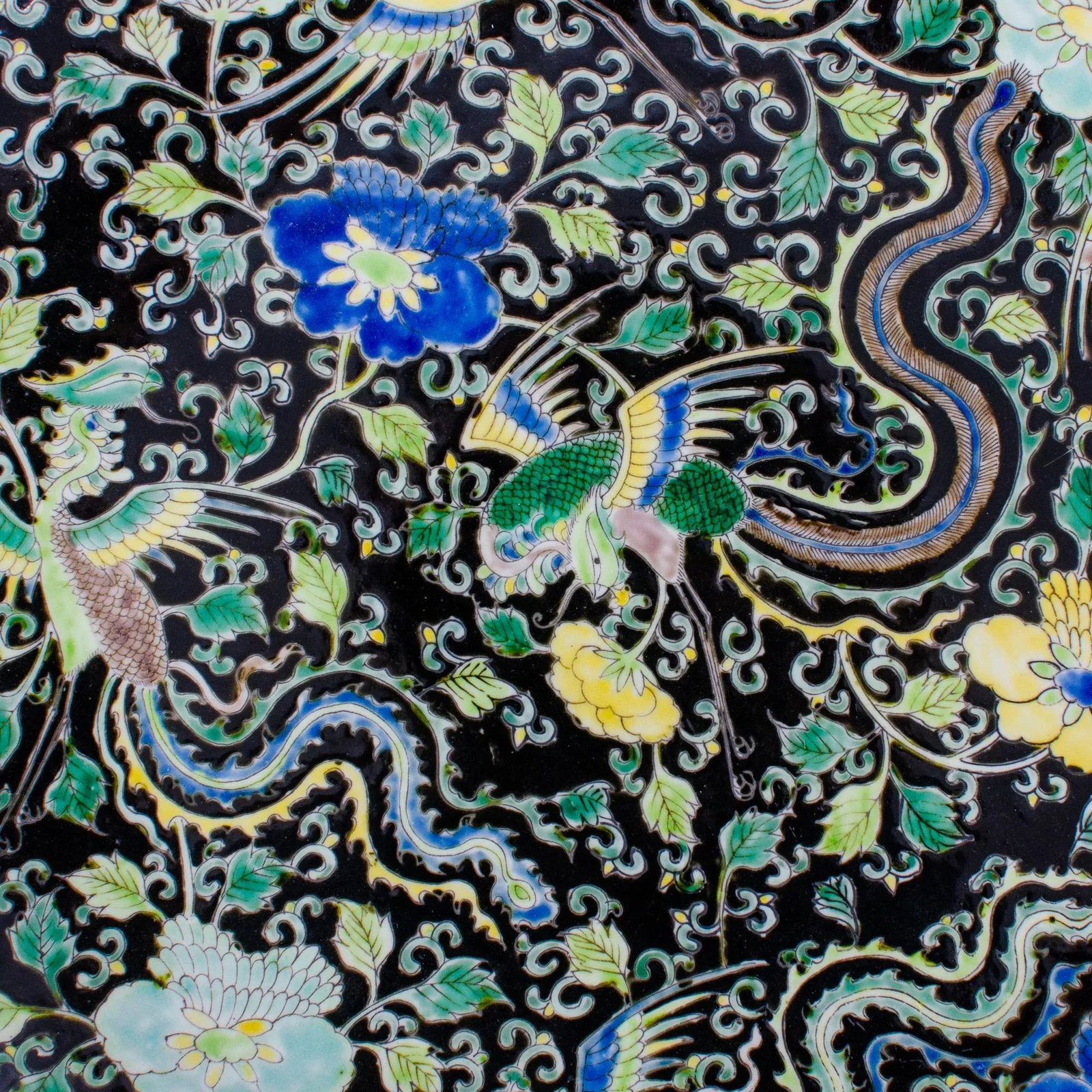 19th Century Kangxi Style Famille Noir Charger - 2