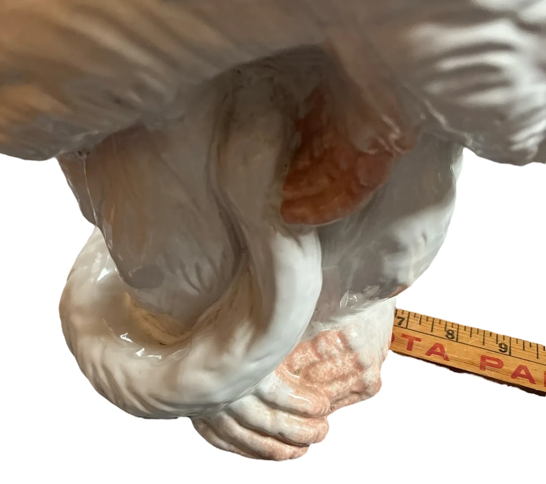 Large 1960s Italian Faenza Barbotine Ceramic Statue of a White Majolica Capuchin Monkey - 10