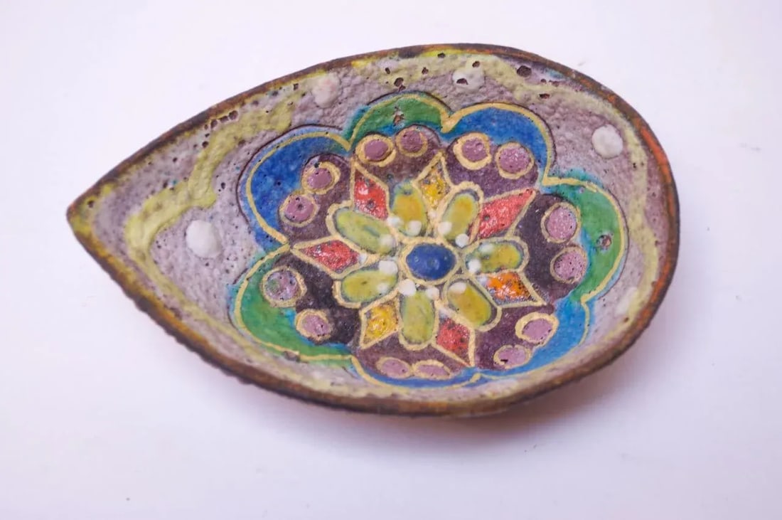 Set of Midcentury Italian Modern Zaramella Ceramic Serving and Condiment Bowls - 6