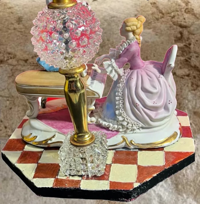 Vintage Porcelain Figural Table Lamp: Musician Couple - 11
