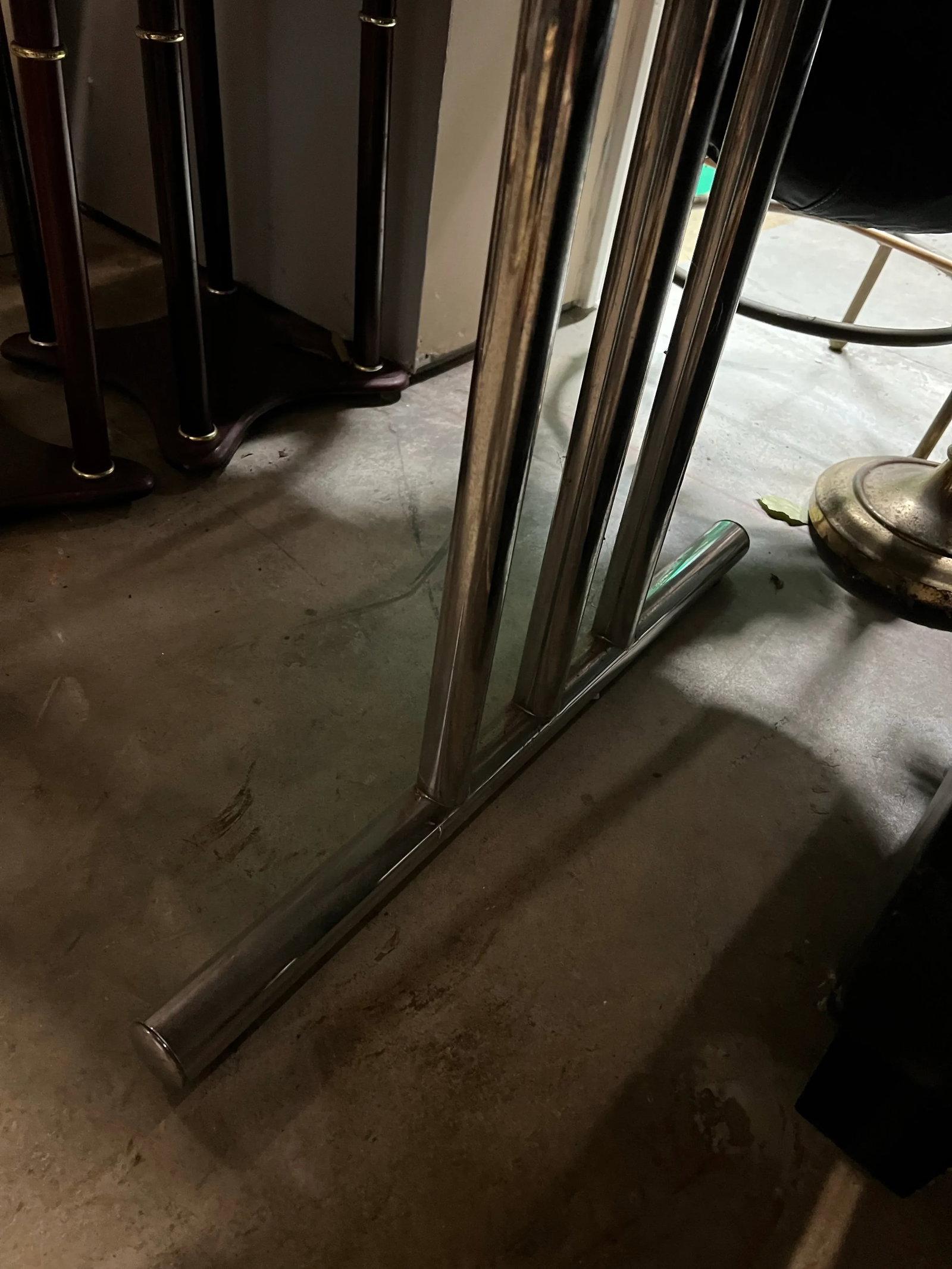 1970s Vintage Mid-Century Chrome and Laminate Dining Table With Extended Leaf - 2