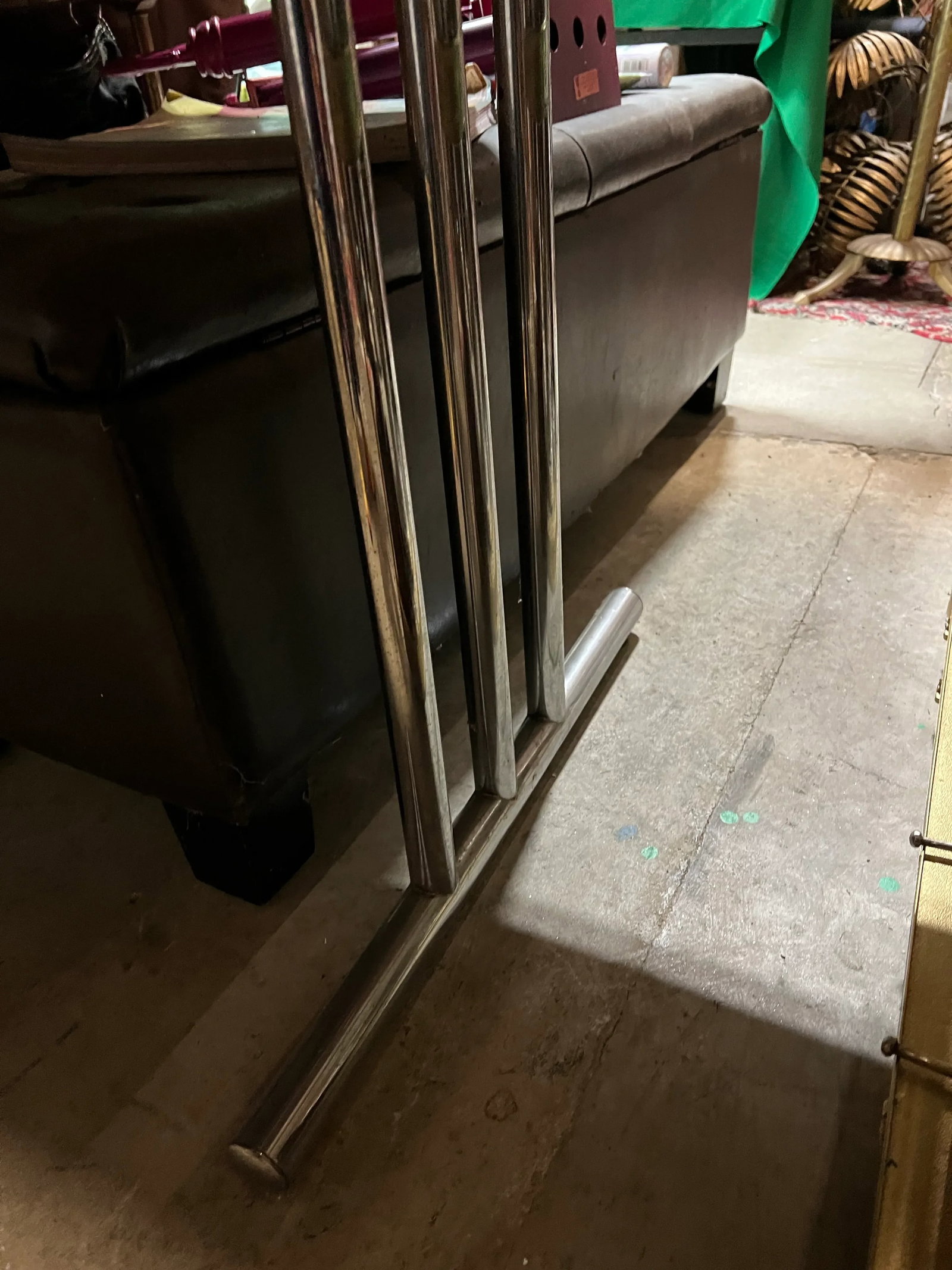 1970s Vintage Mid-Century Chrome and Laminate Dining Table With Extended Leaf - 5
