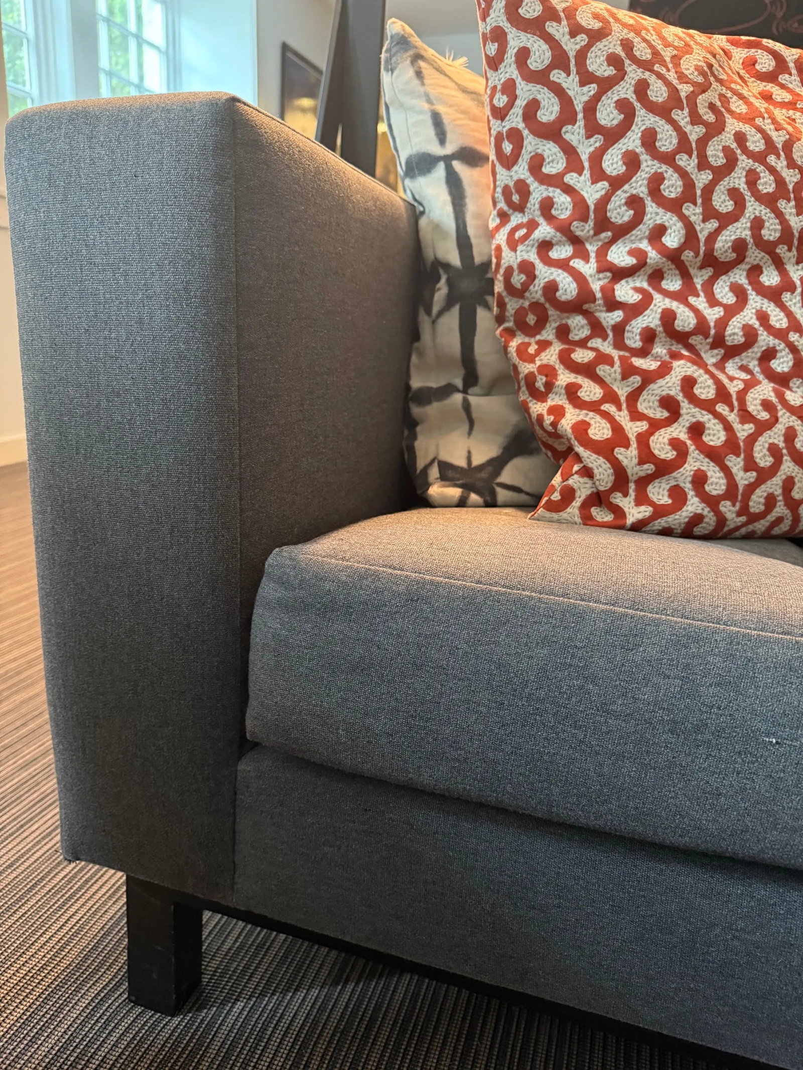 Modern Architectural Sofa - 17