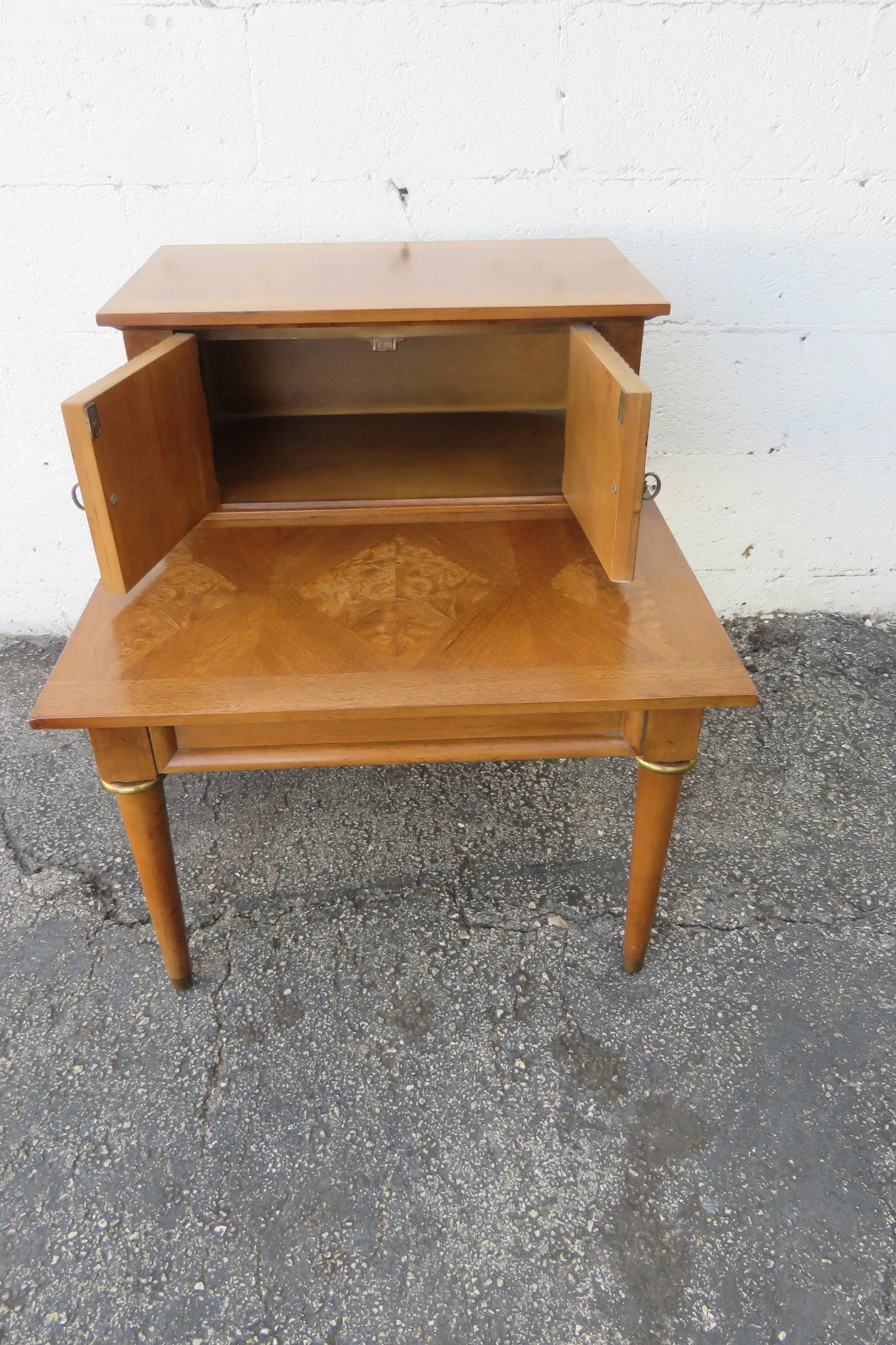 American of Martinsville Mid Century Modern Two Tiers Side End Lamp Table 5978 - 6