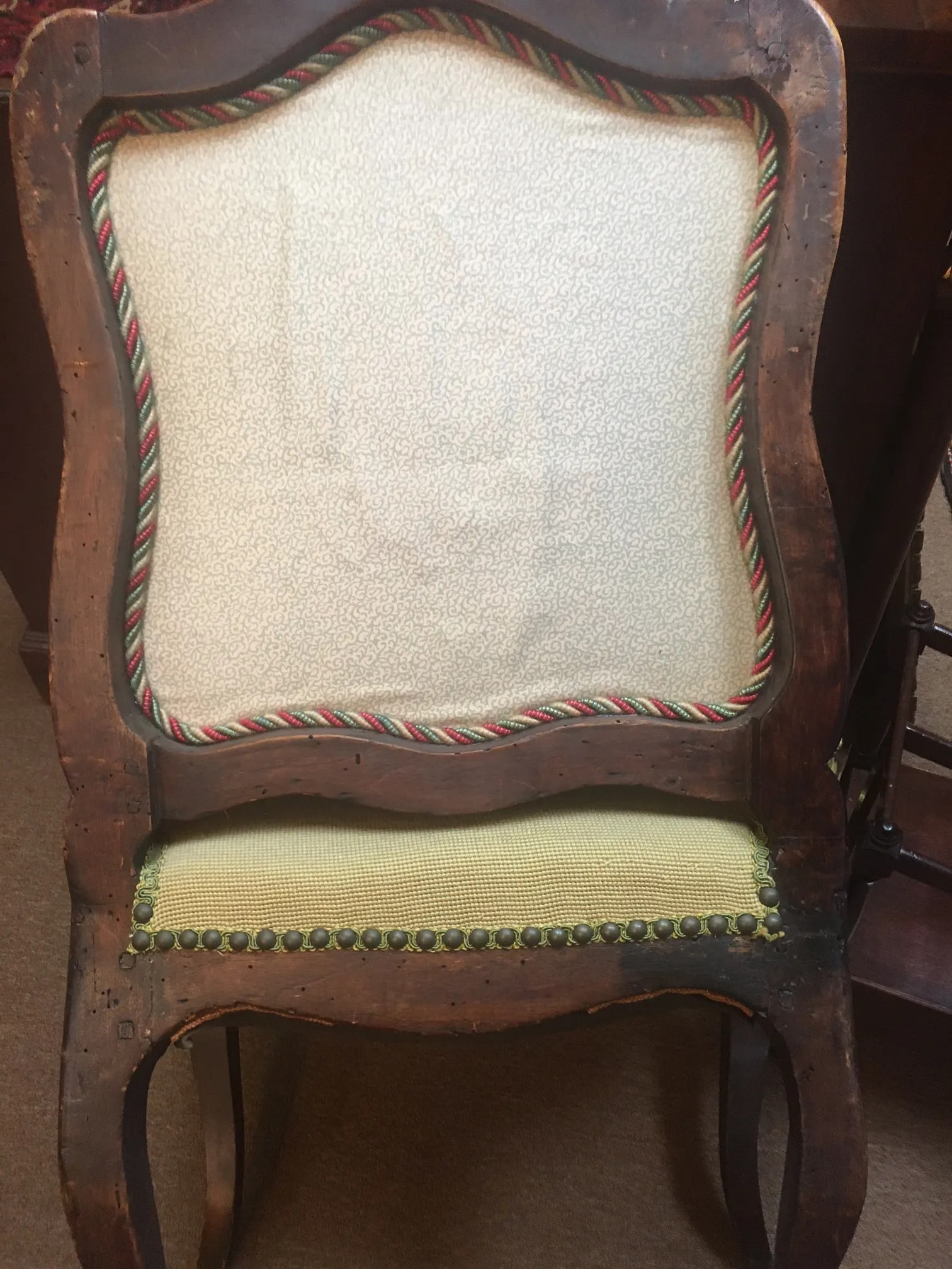 Early 1800s Regency Walnut Side Chair Side Chair With Needlepoint Upholstery - 7