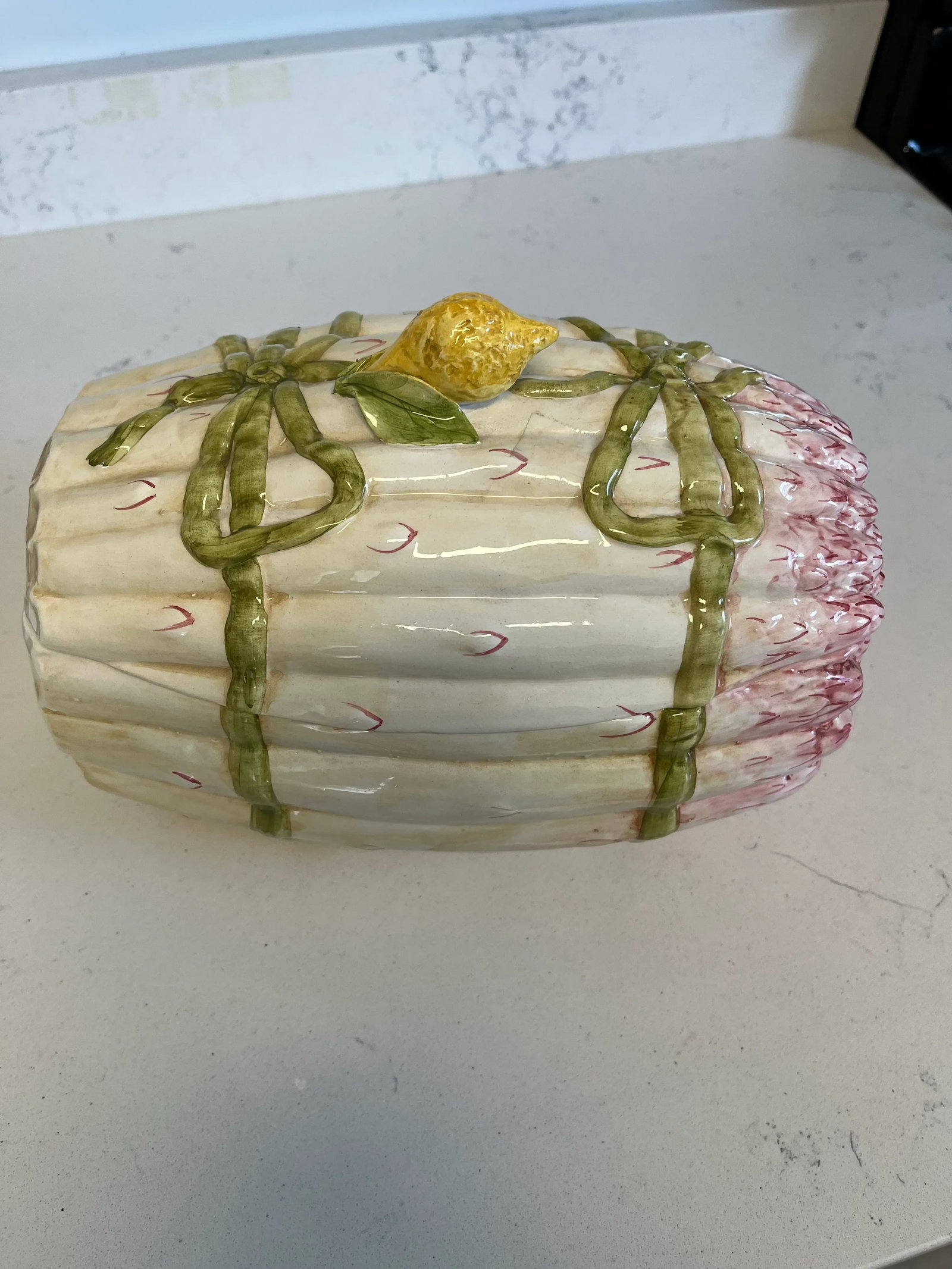 1960s Asparagus Form Italian Faience Tureen - 3