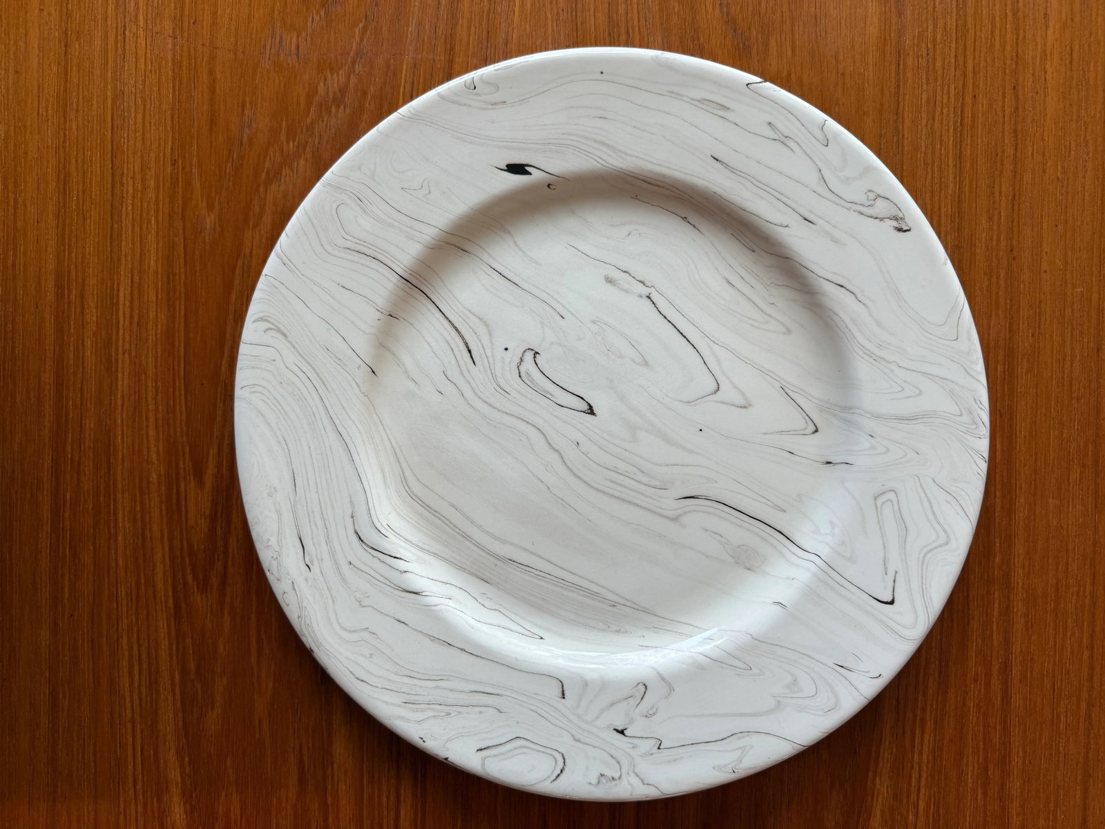 Set of 4 French Ceramic Plates With Cream and Brown Marbled Design - 3
