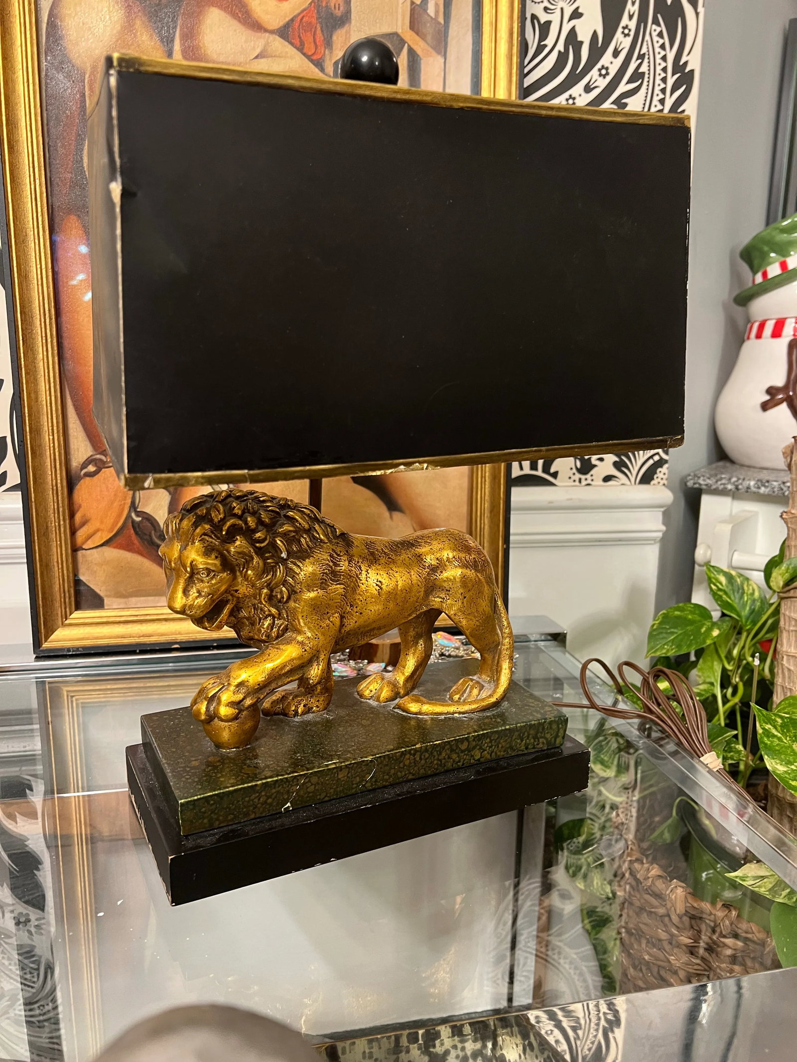 Mid-Century Lion Lamp With Shade - 2