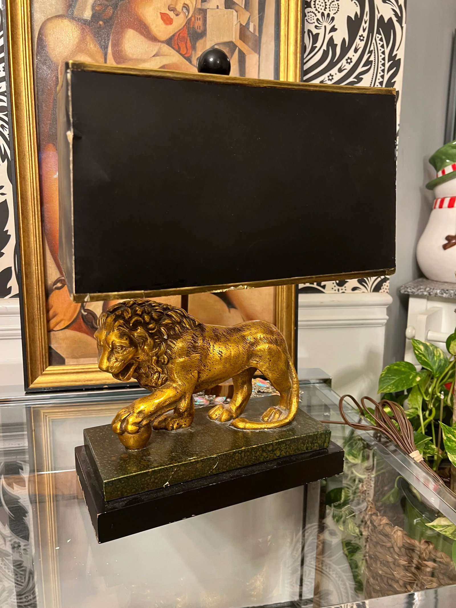Mid-Century Lion Lamp With Shade - 3