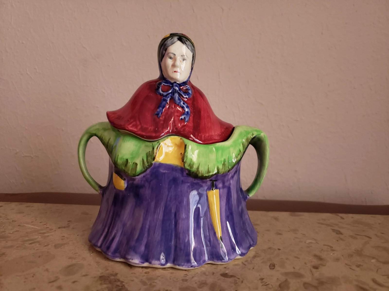 1930s English Lady Figural Tea Pot Set With Sugar and Creamer by h.j. Wood - Set of 3 - 4