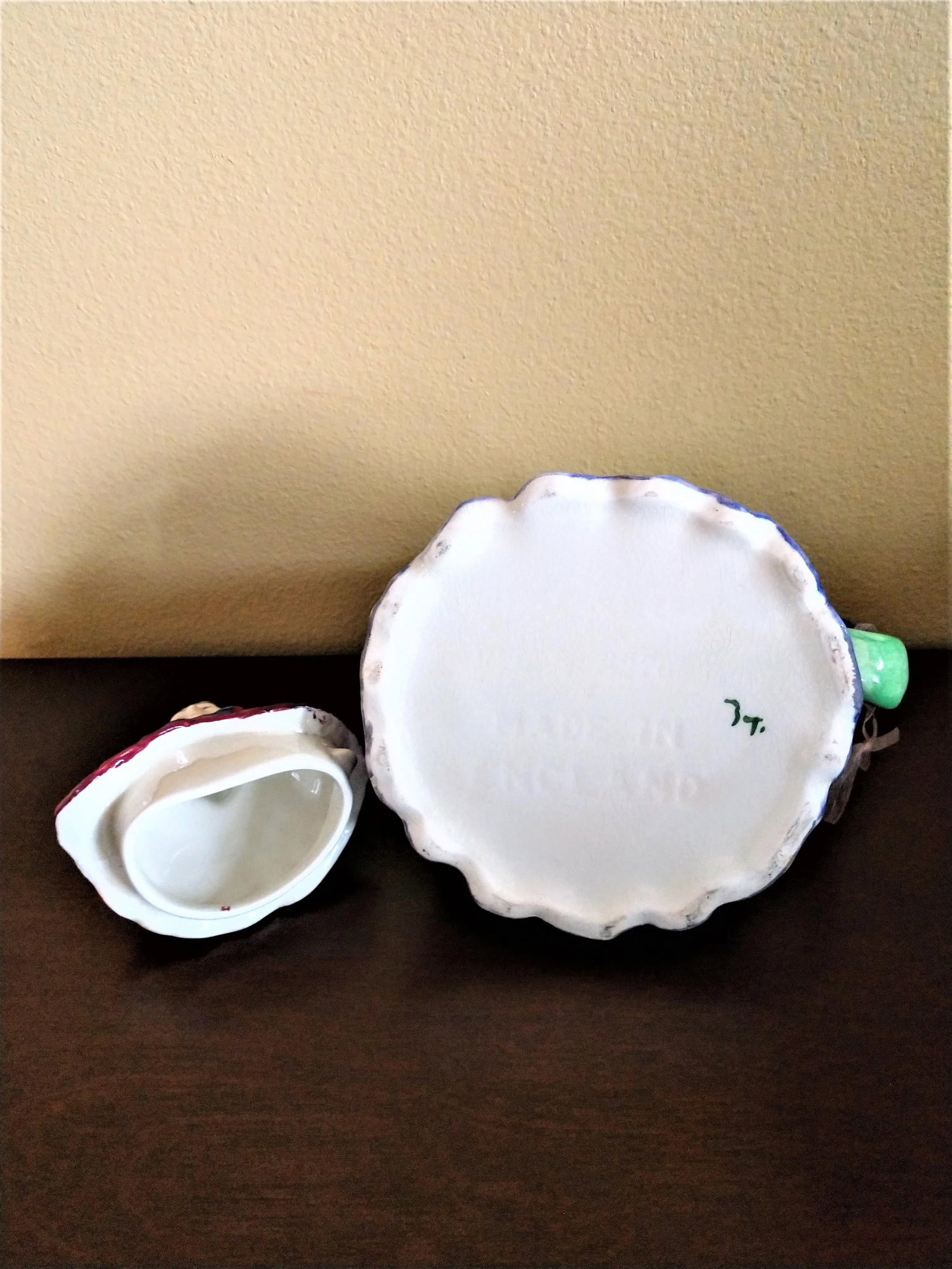 1930s English Lady Figural Tea Pot Set With Sugar and Creamer by h.j. Wood - Set of 3 - 9