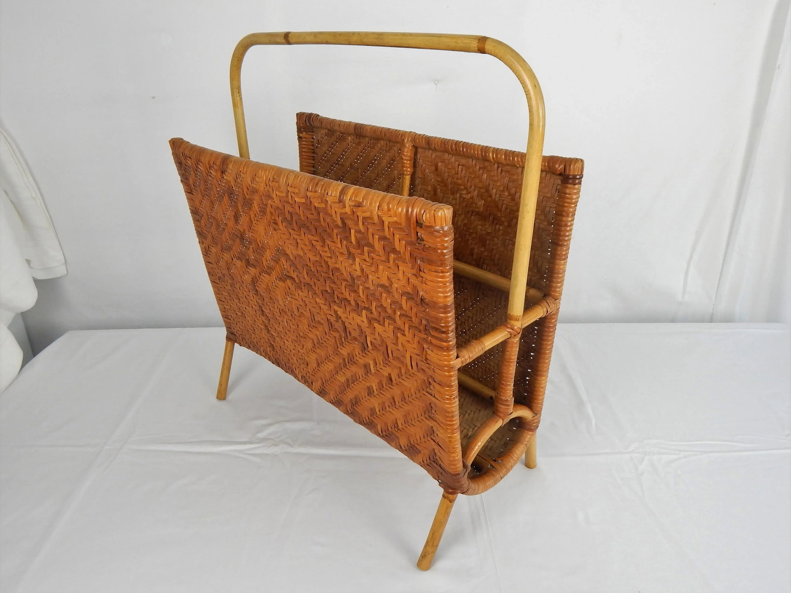 Large Mid-Century Woven Rattan & Bamboo Magazine Rack - 4