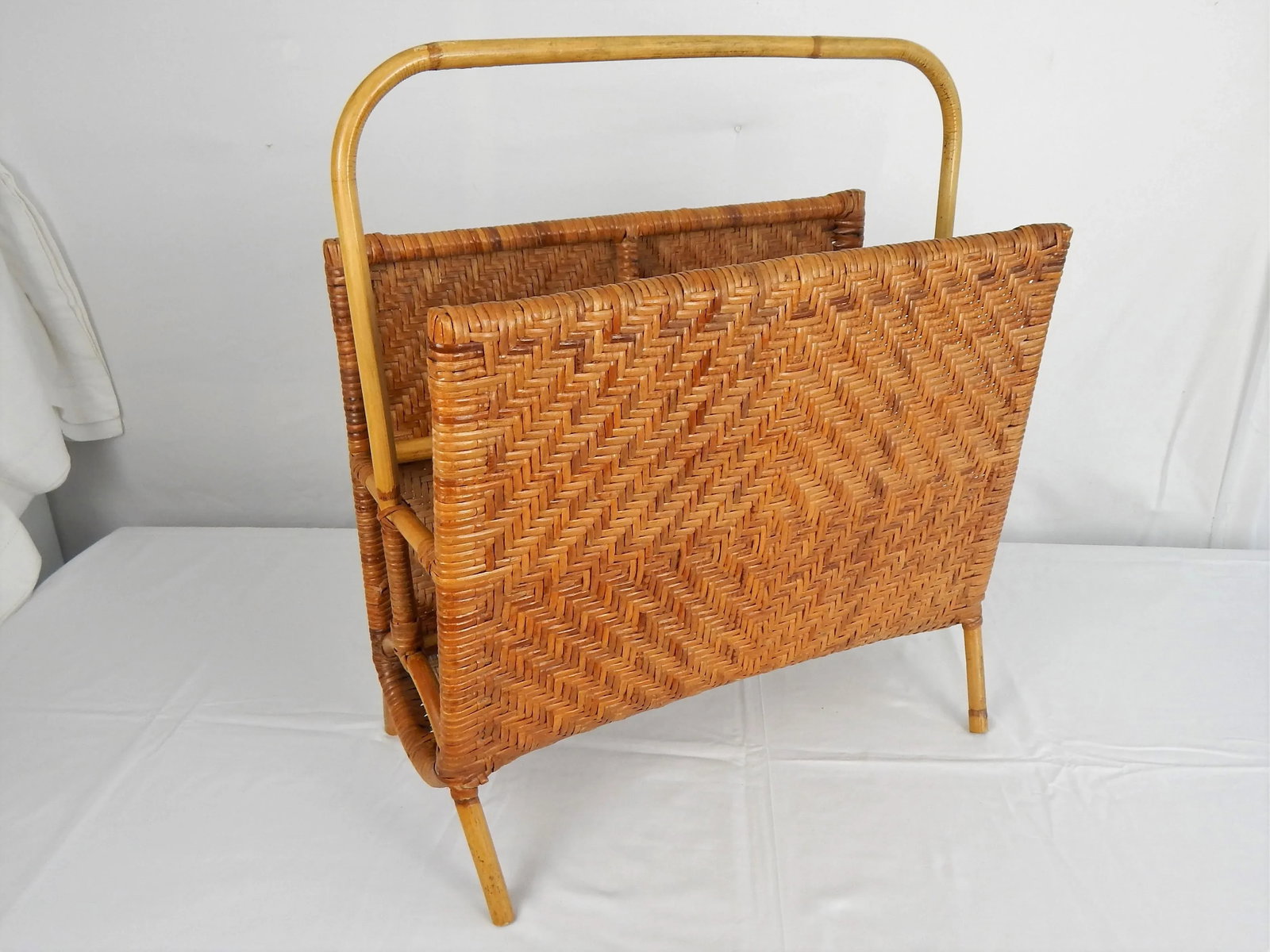Large Mid-Century Woven Rattan & Bamboo Magazine Rack - 6