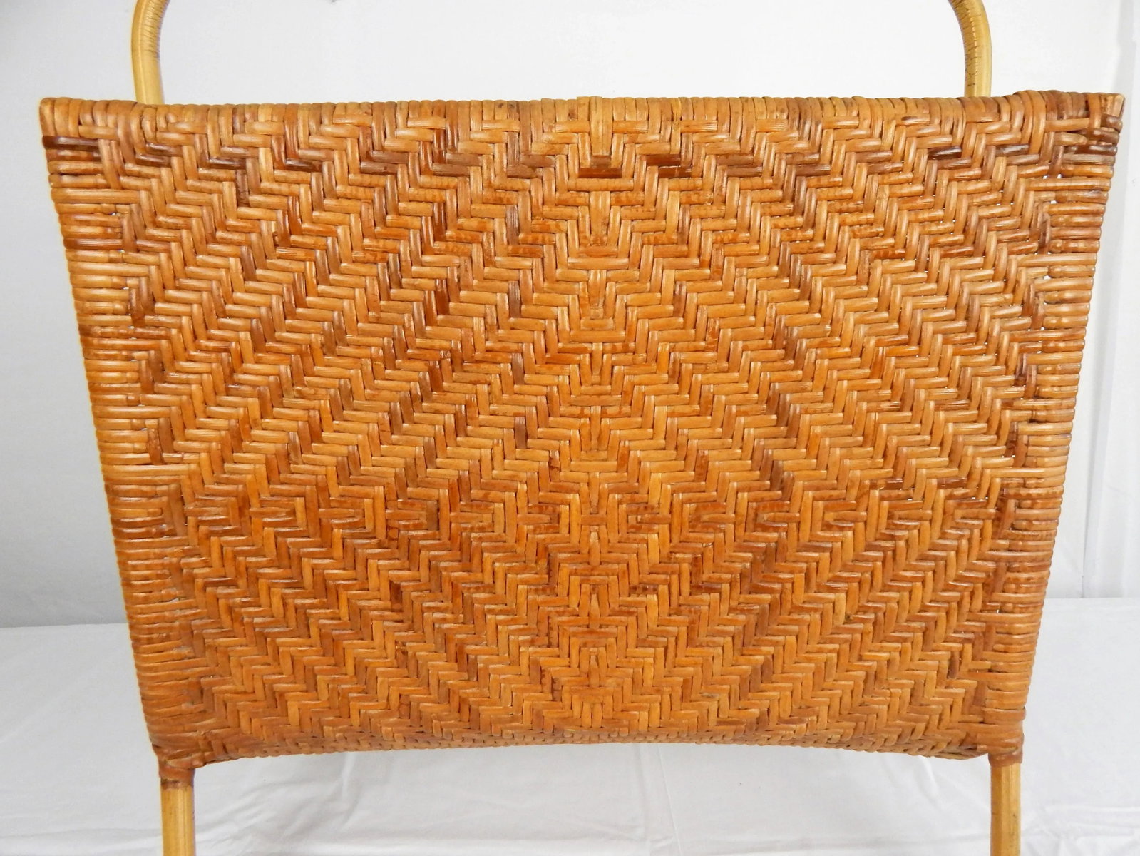 Large Mid-Century Woven Rattan & Bamboo Magazine Rack - 9