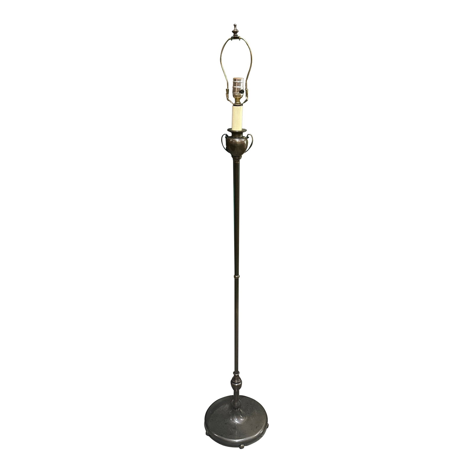 Vintage 1970s Gray Floor Lamp: Up for consideration is a beautiful vintage gray floor lamp. This would look lovely on display in your home and it is a great find for the interior design enthusiast. Please check out my other