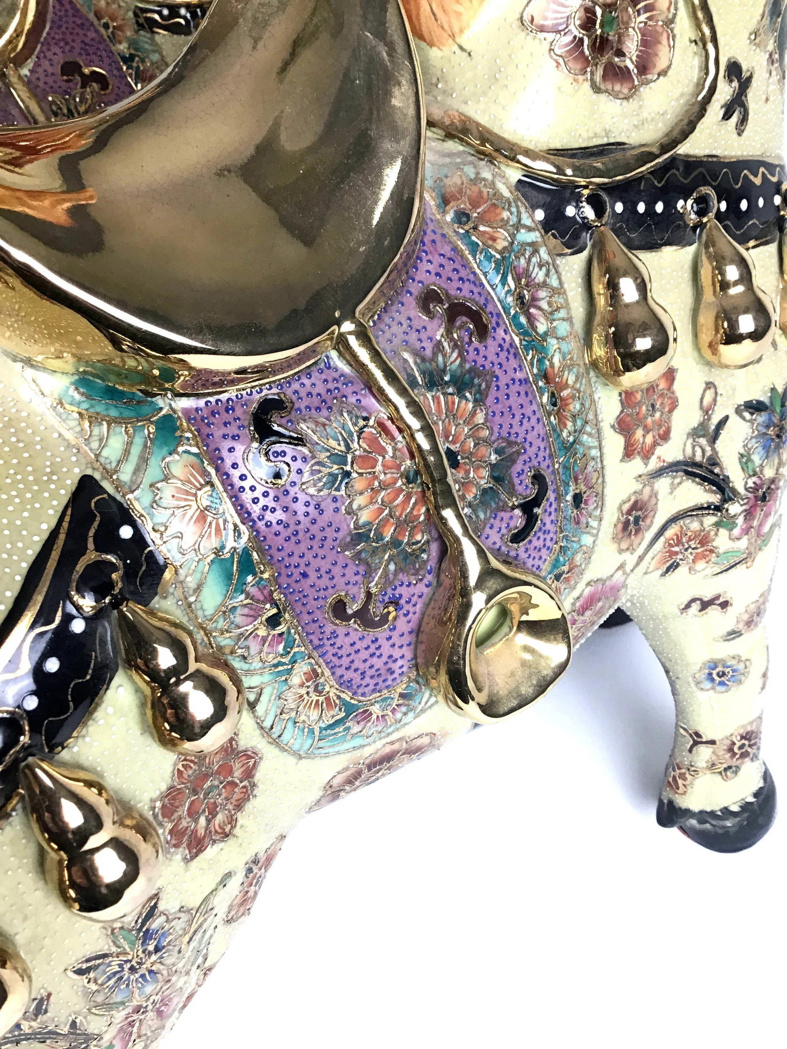 Vintage Chinese Porcelain Golden Horses - a Pair - 12