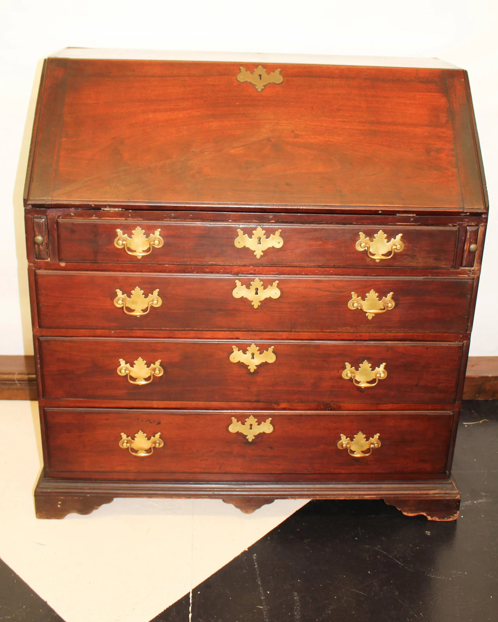 Antique Solid Mahogany Secretary Desk With Brass Hardware, Signed Plymouth Ma (Massachusetts) - 3