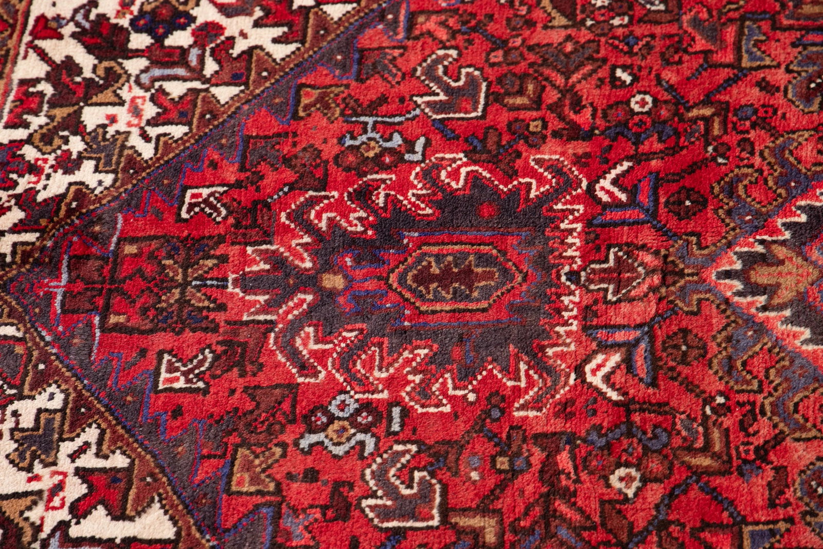 Vintage Persian Heriz Handmade Wool Rug, 7'3" X 9'10" - 11