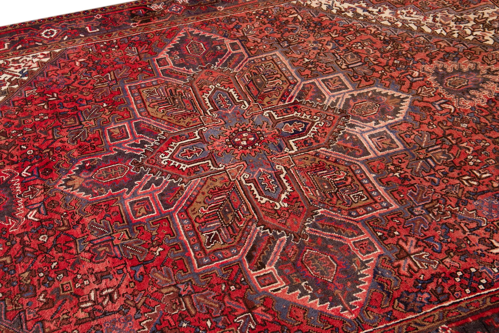 Vintage Persian Heriz Handmade Wool Rug, 7'3" X 9'10" - 3