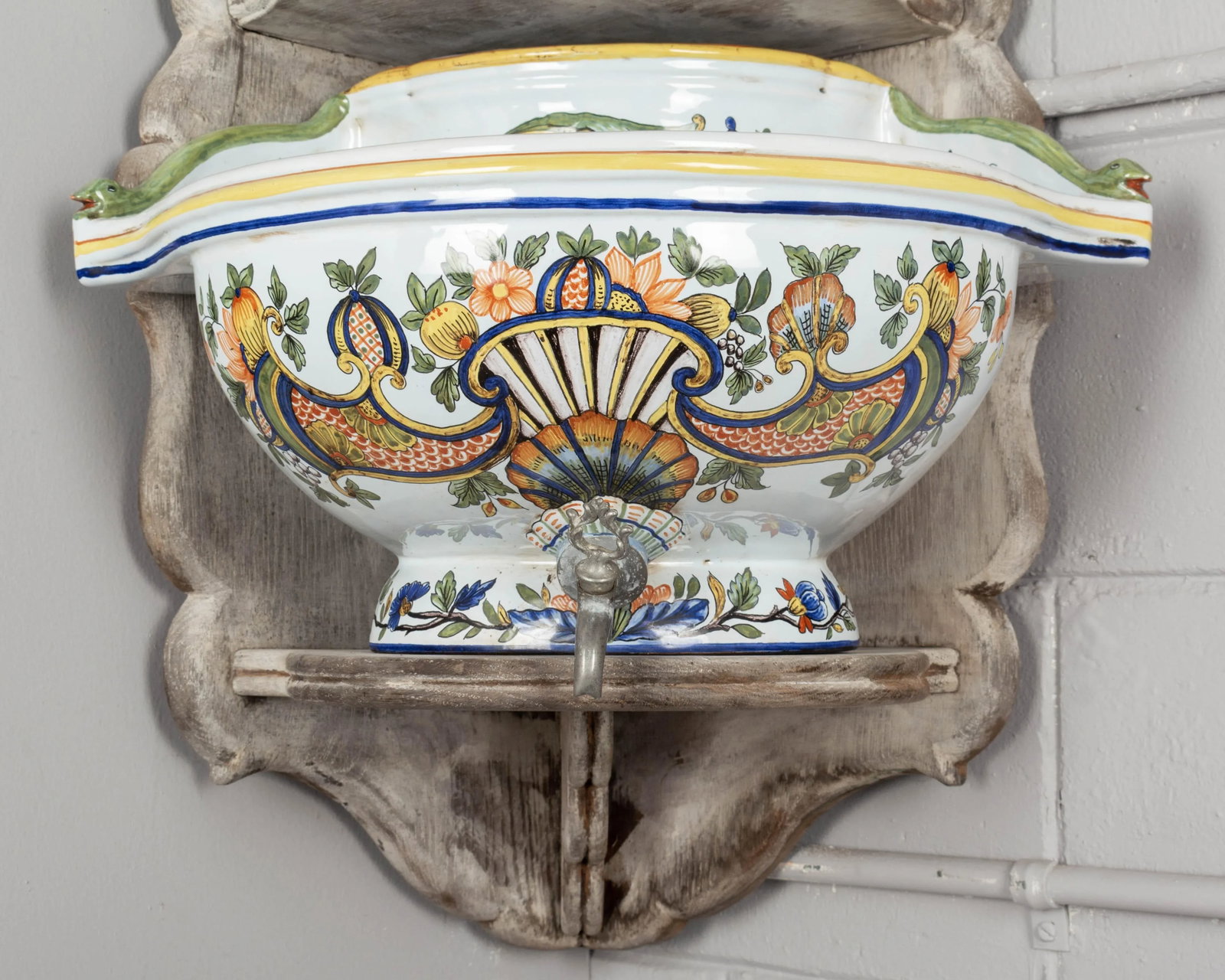 French Desvres Faience Lavabo - 10