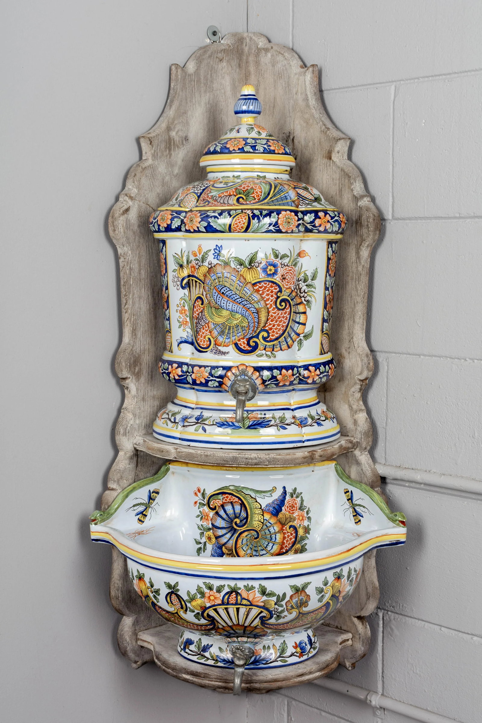 French Desvres Faience Lavabo - 13