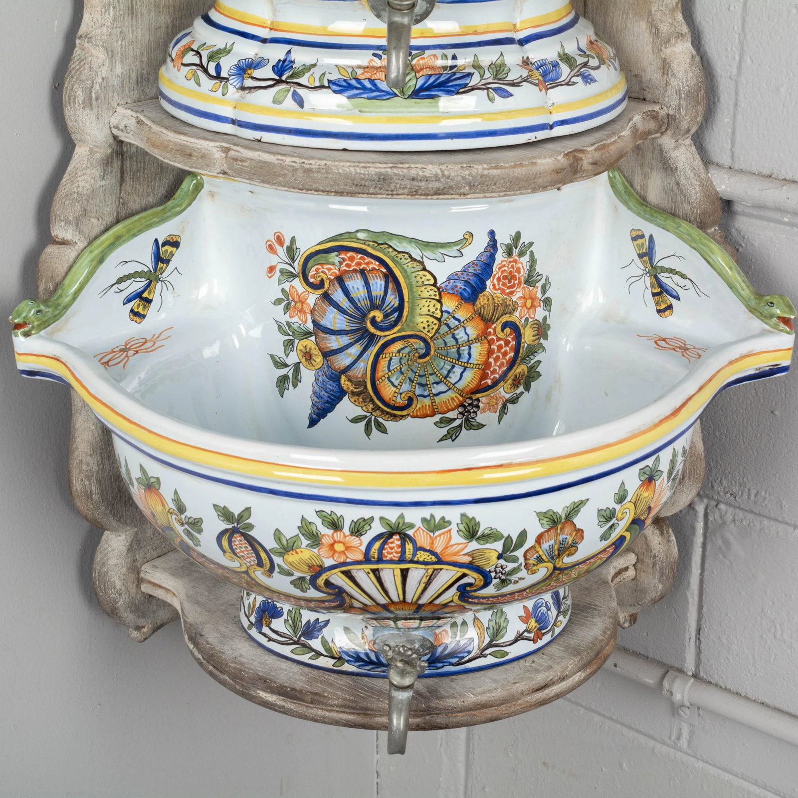 French Desvres Faience Lavabo - 5