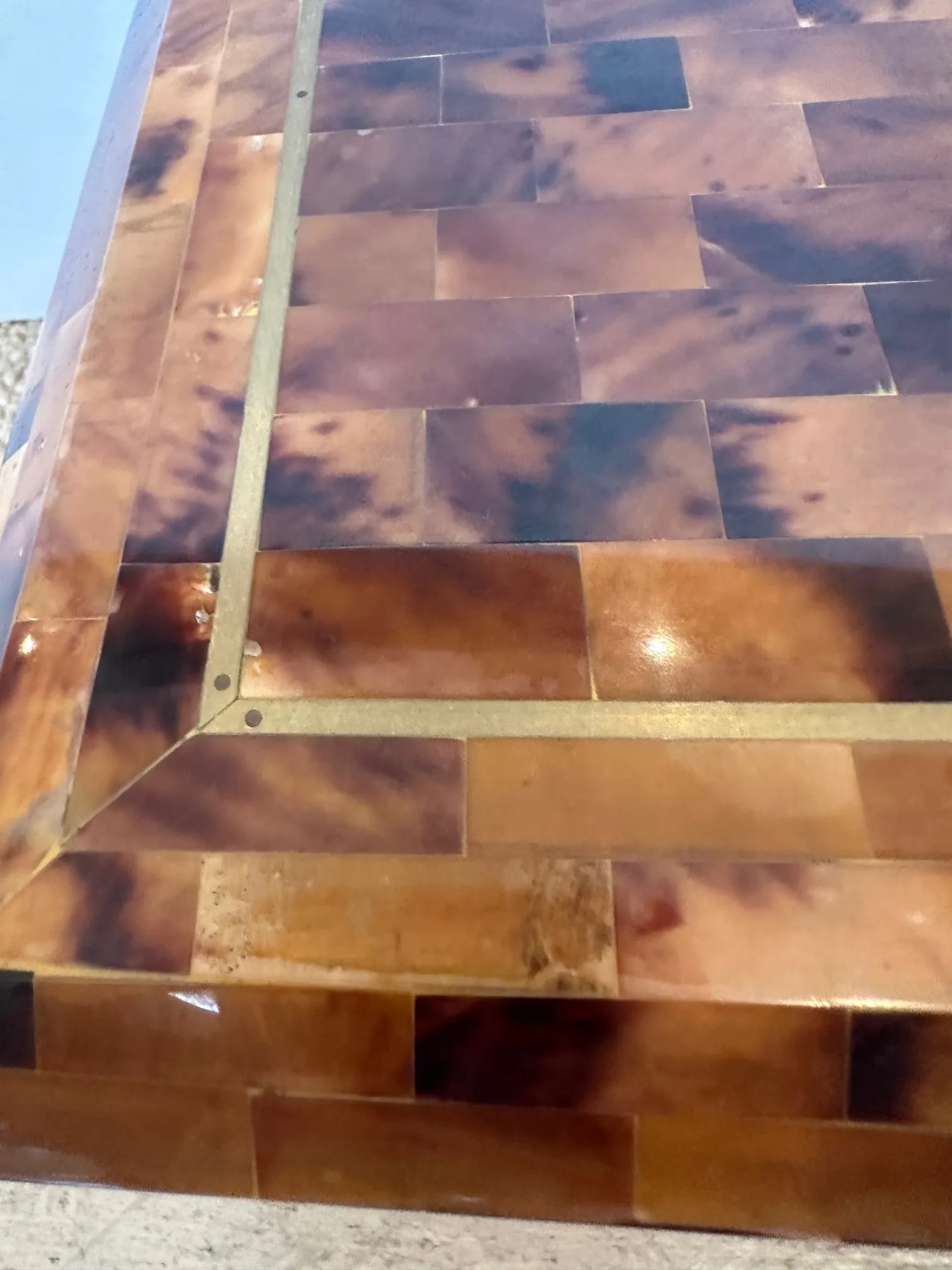 Glossy Horn Box With Brass Inlay and Ball Feet - 3