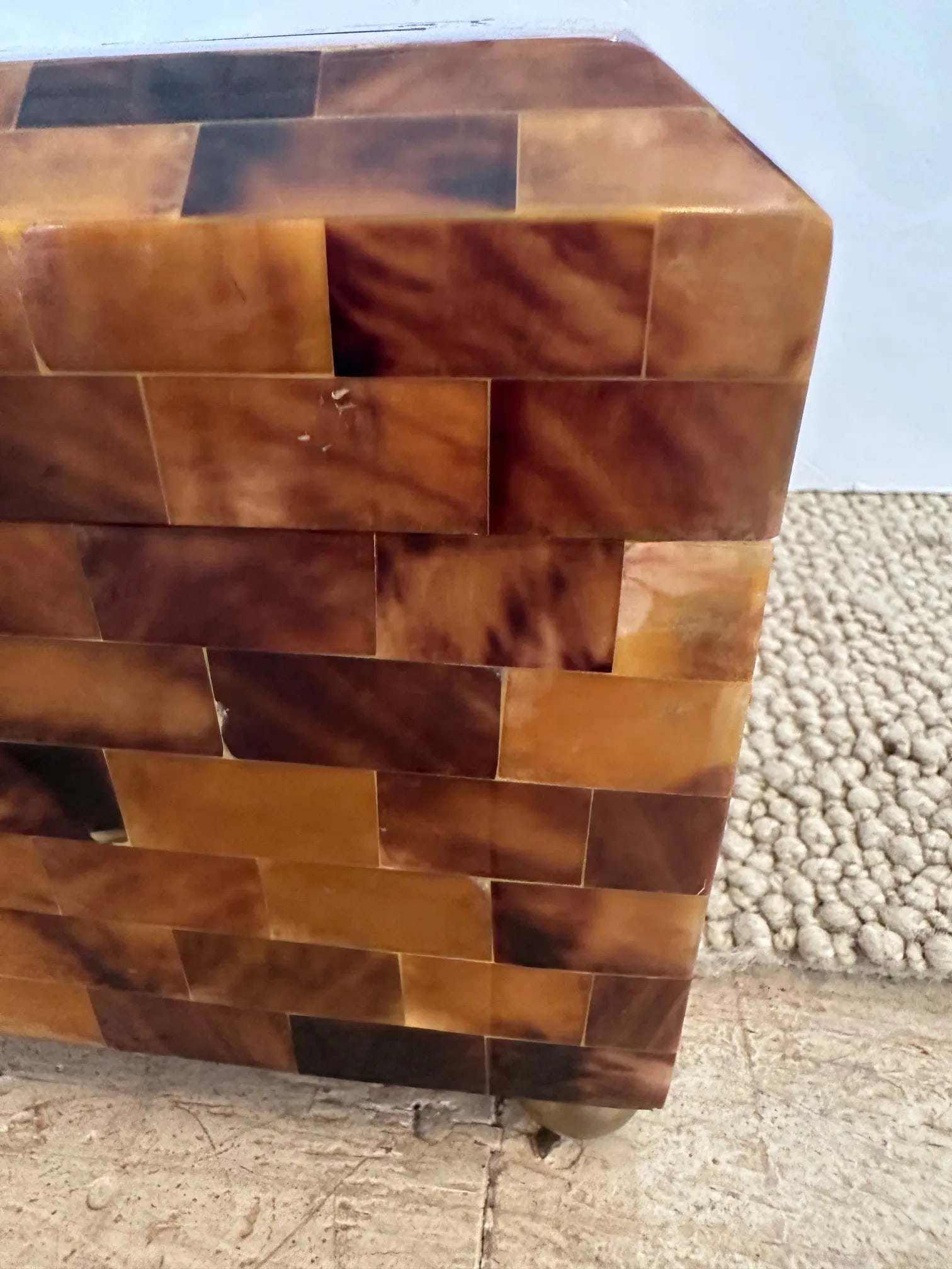 Glossy Horn Box With Brass Inlay and Ball Feet - 4