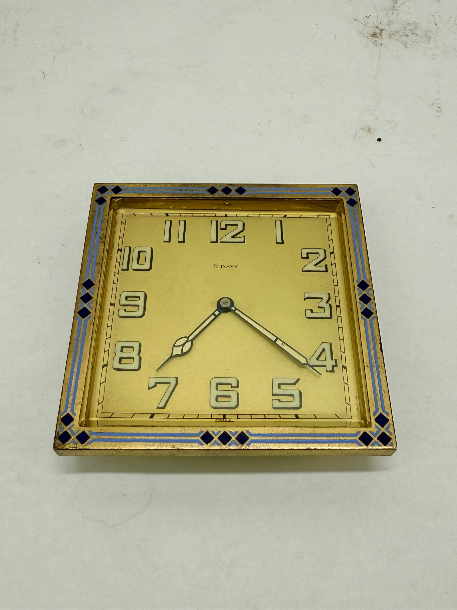 Swiss Art Deco Enamel-Border 8-Day Desk Clock, C. 1925-1935 *Luminescence* - 3