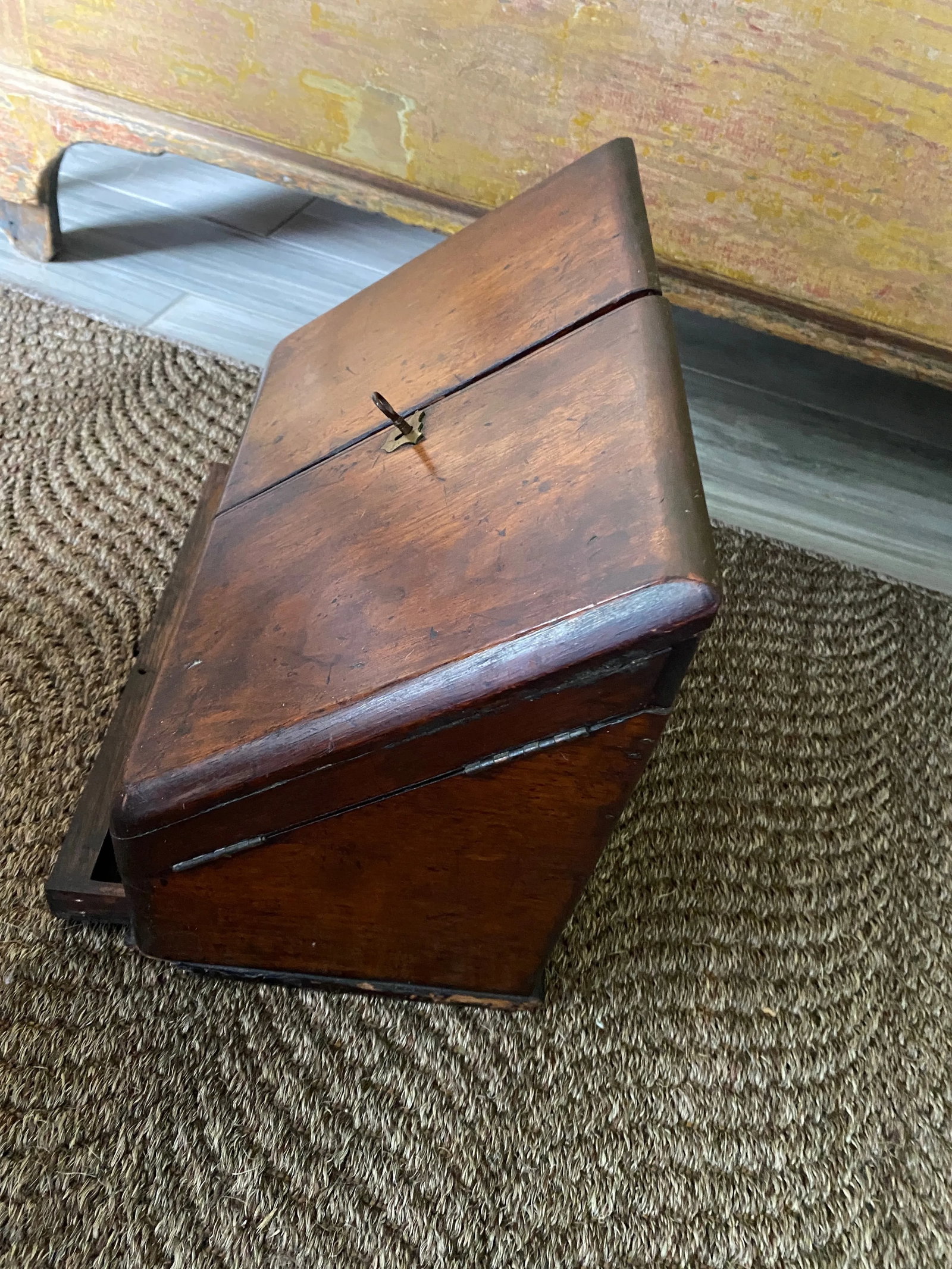 Antique English Letter Box With Lock and Key - 10