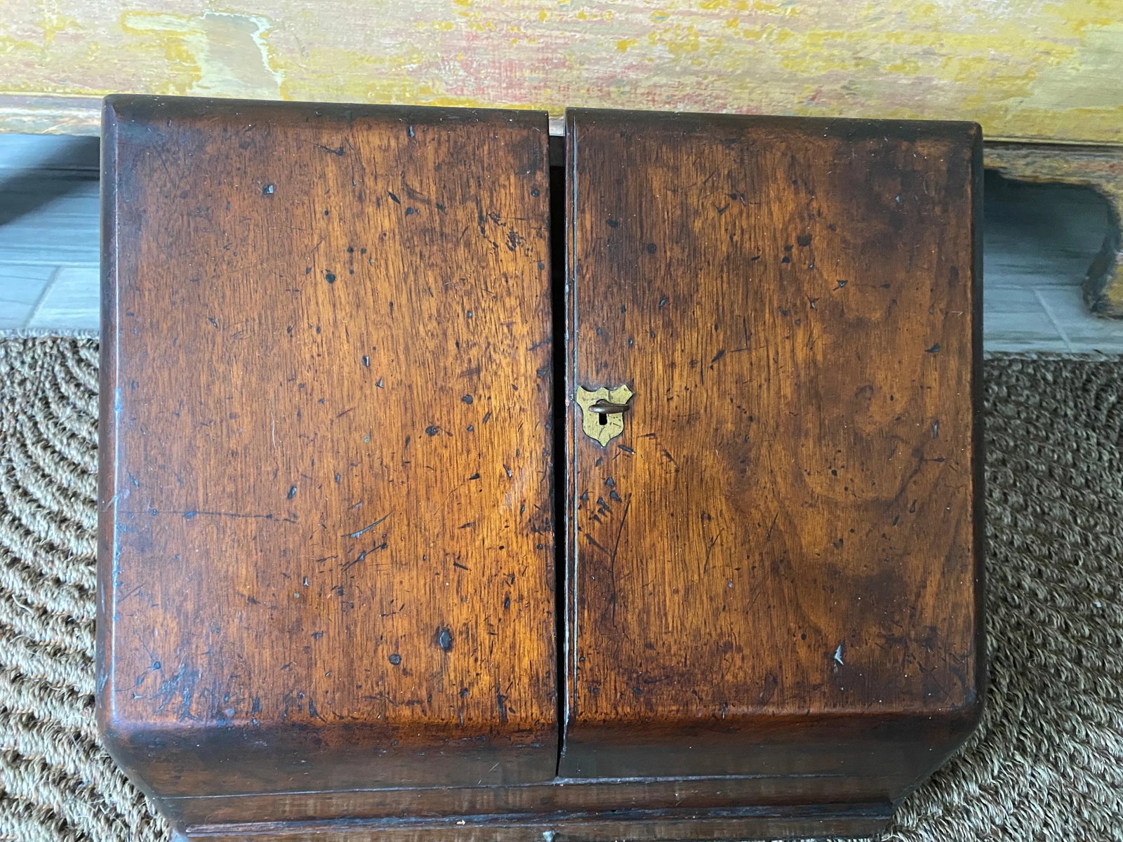 Antique English Letter Box With Lock and Key - 4