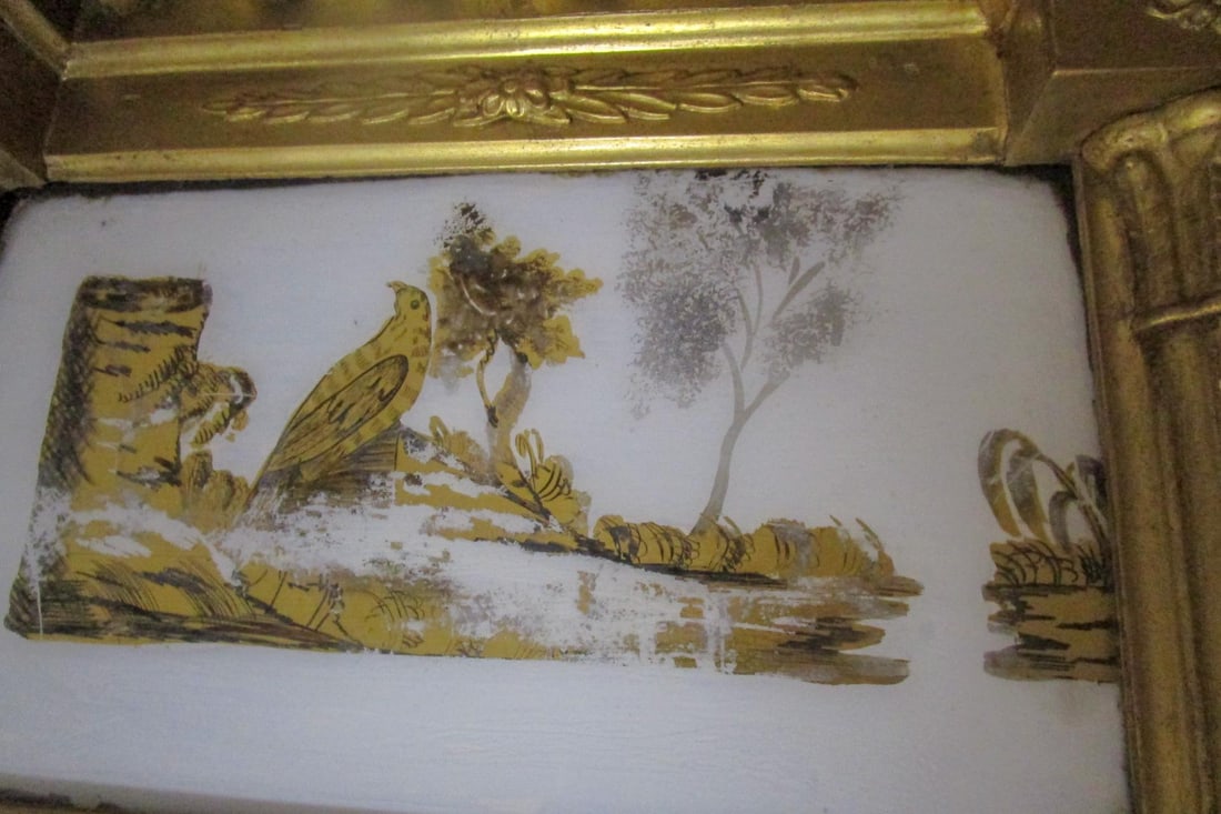Circa 1820 American Giltwood Mirror With Eglomise Panel Woodland Scene With Bird - 6