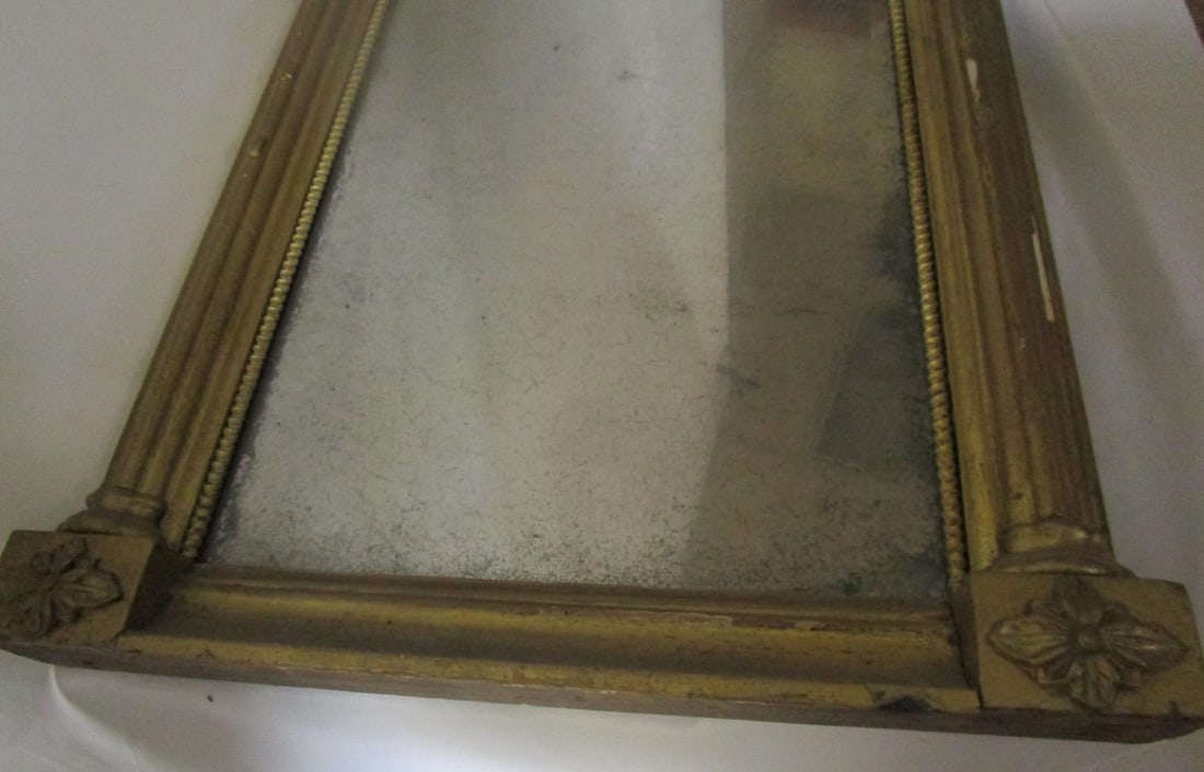 Circa 1820 American Giltwood Mirror With Eglomise Panel Woodland Scene With Bird - 8